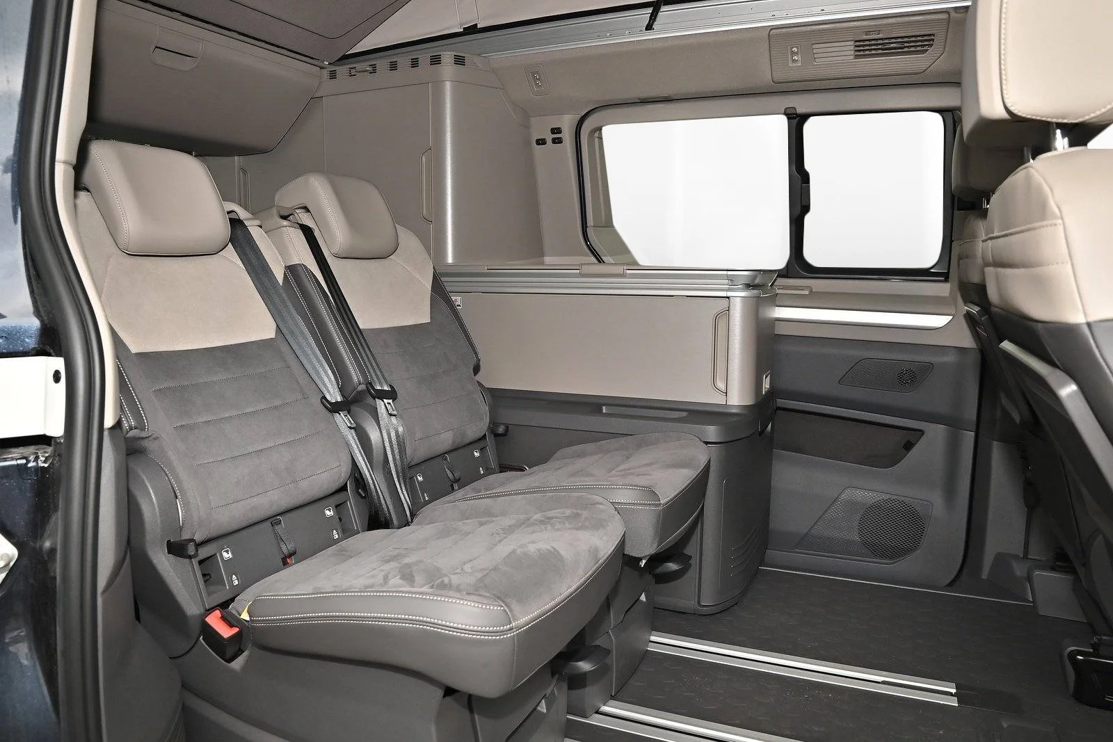 Volkswagen T7 California Ocean 2.0 TDI