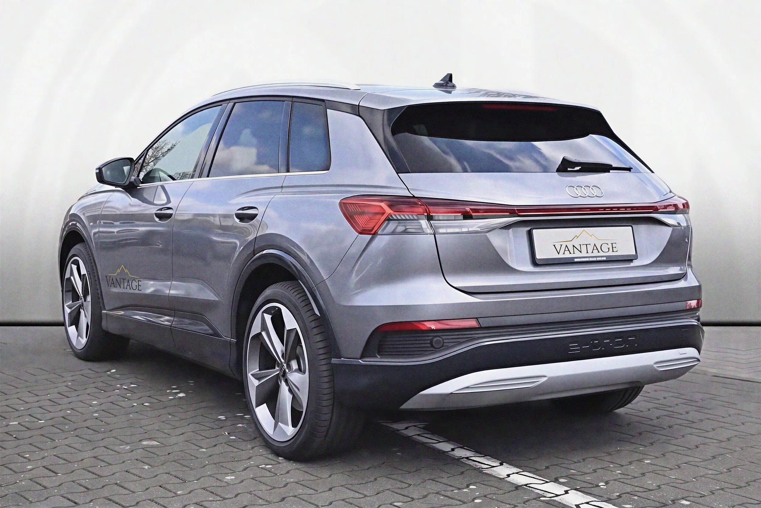 Audi Q4 40 e-tron S line