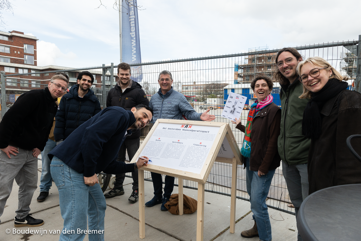 Amsterdams Wooncoöperatie Pact ondertekend!