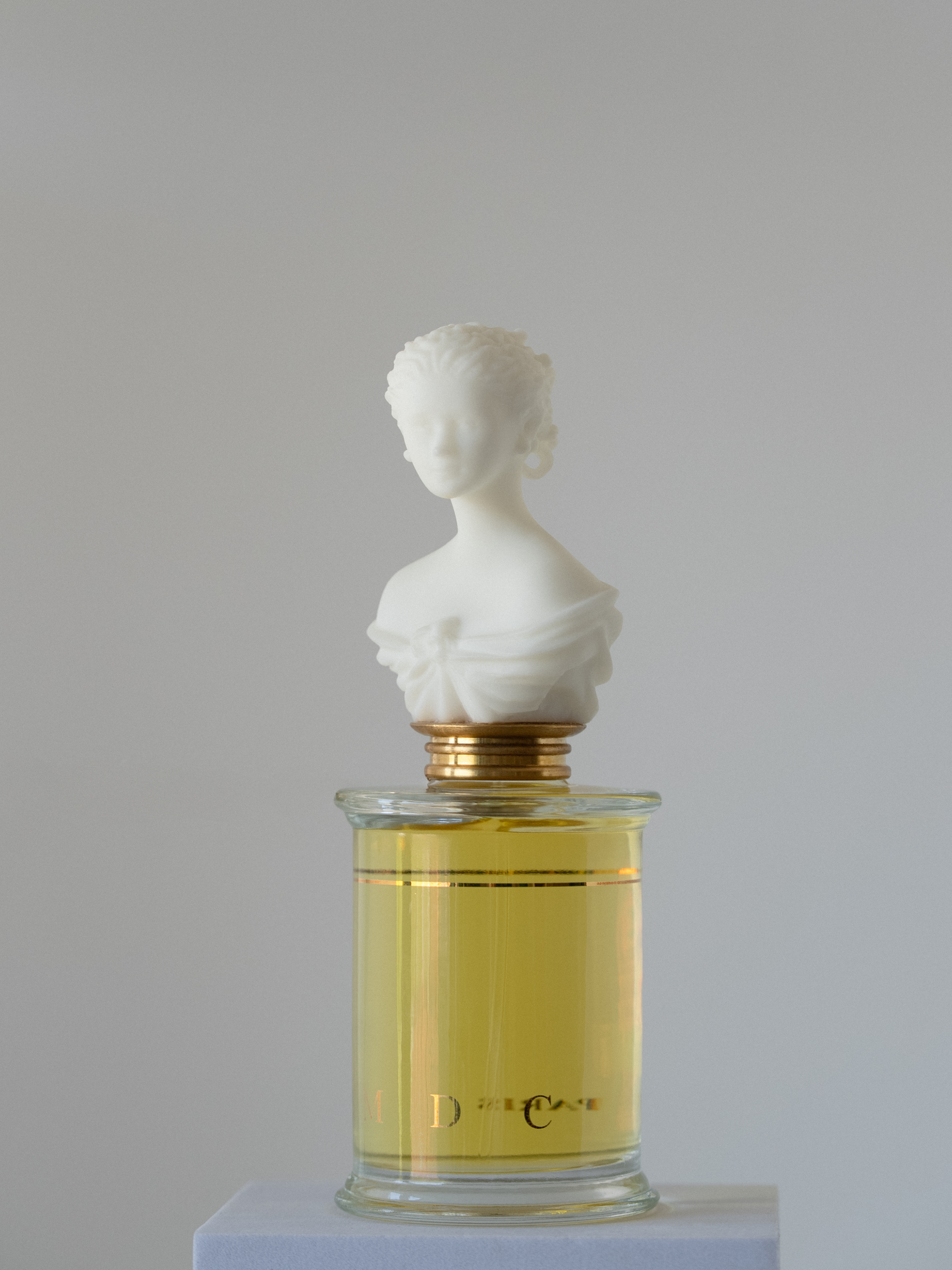 BUST Woman.png (Copy) (Copy) (Copy)