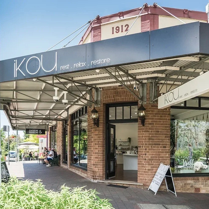 At the top end of Leura Mall, iKOU lives by the Japanese philosophy of ikou - to rest, relax, and restore. Founded in 2007, this award-winning brand began in their Blue Mountains kitchen and has since become a global leader in eco-luxury. 

The flags