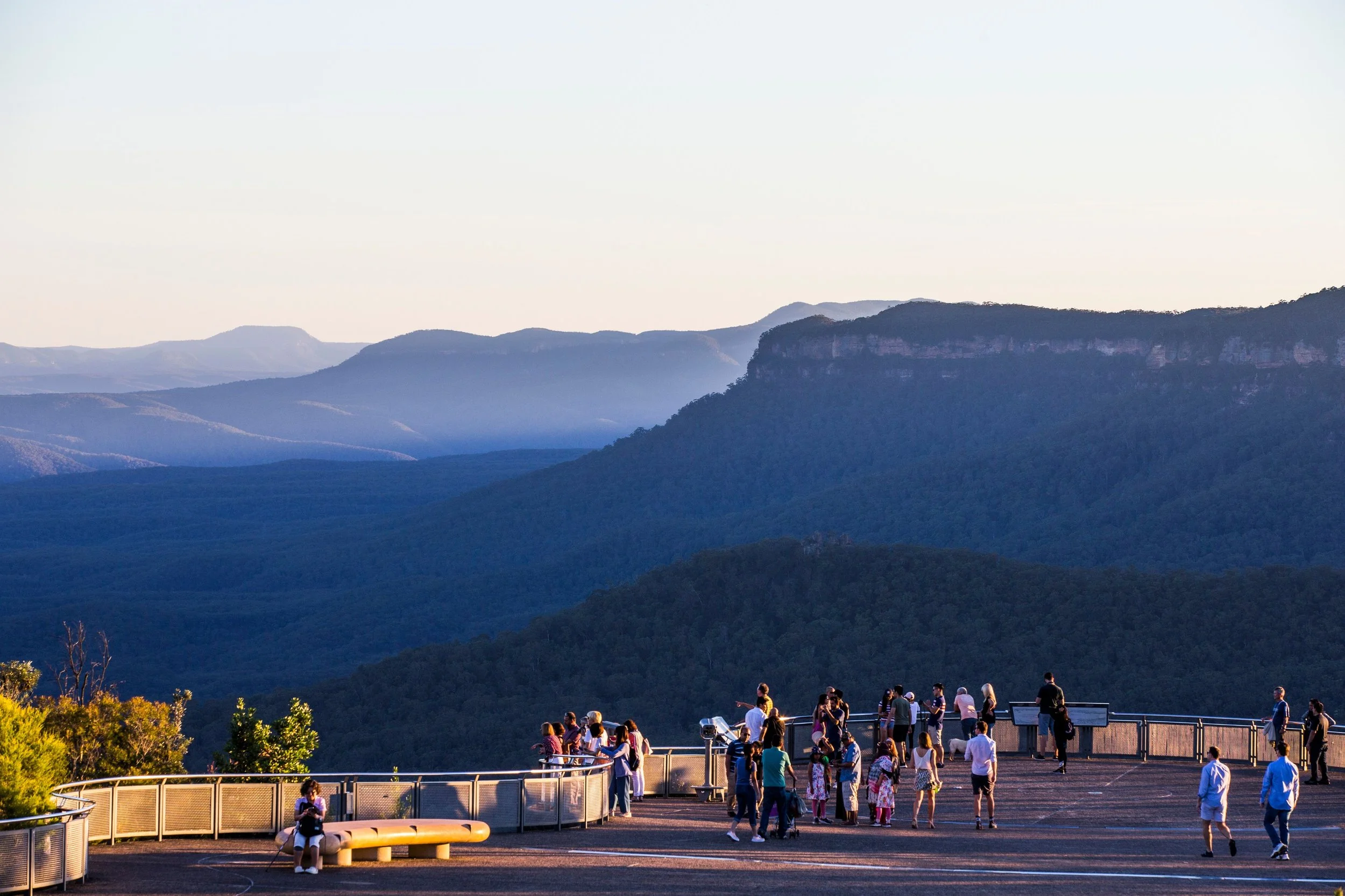 The three sisters lookout at Echo Point, Katoomba