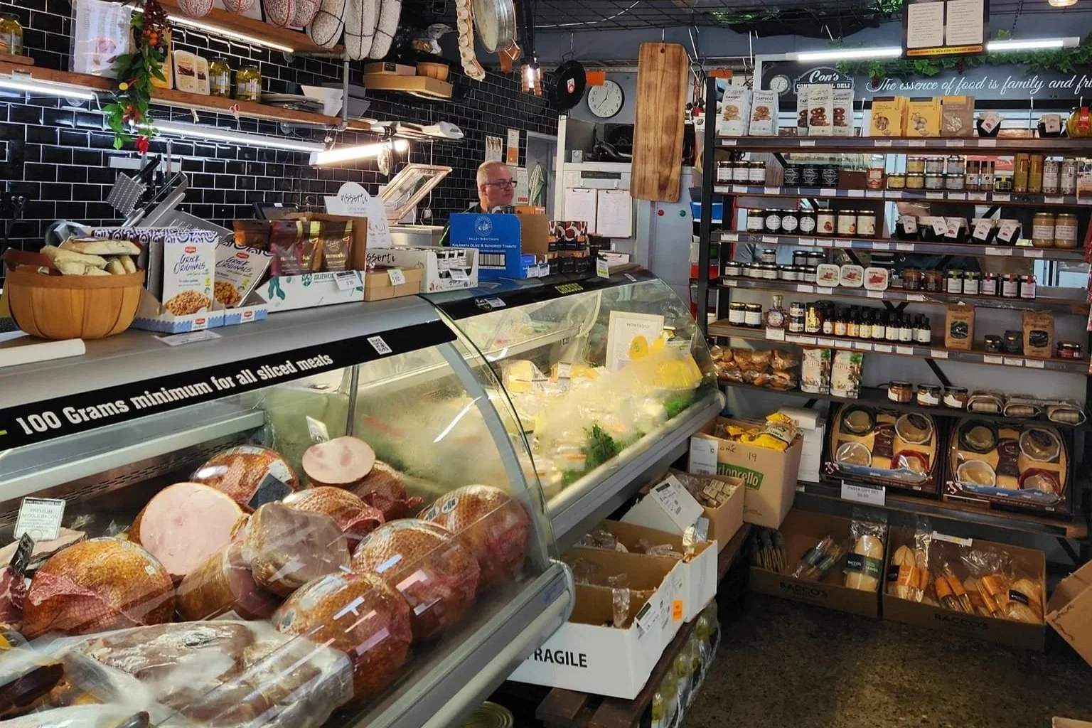 Con's Deli Glenbrook interior