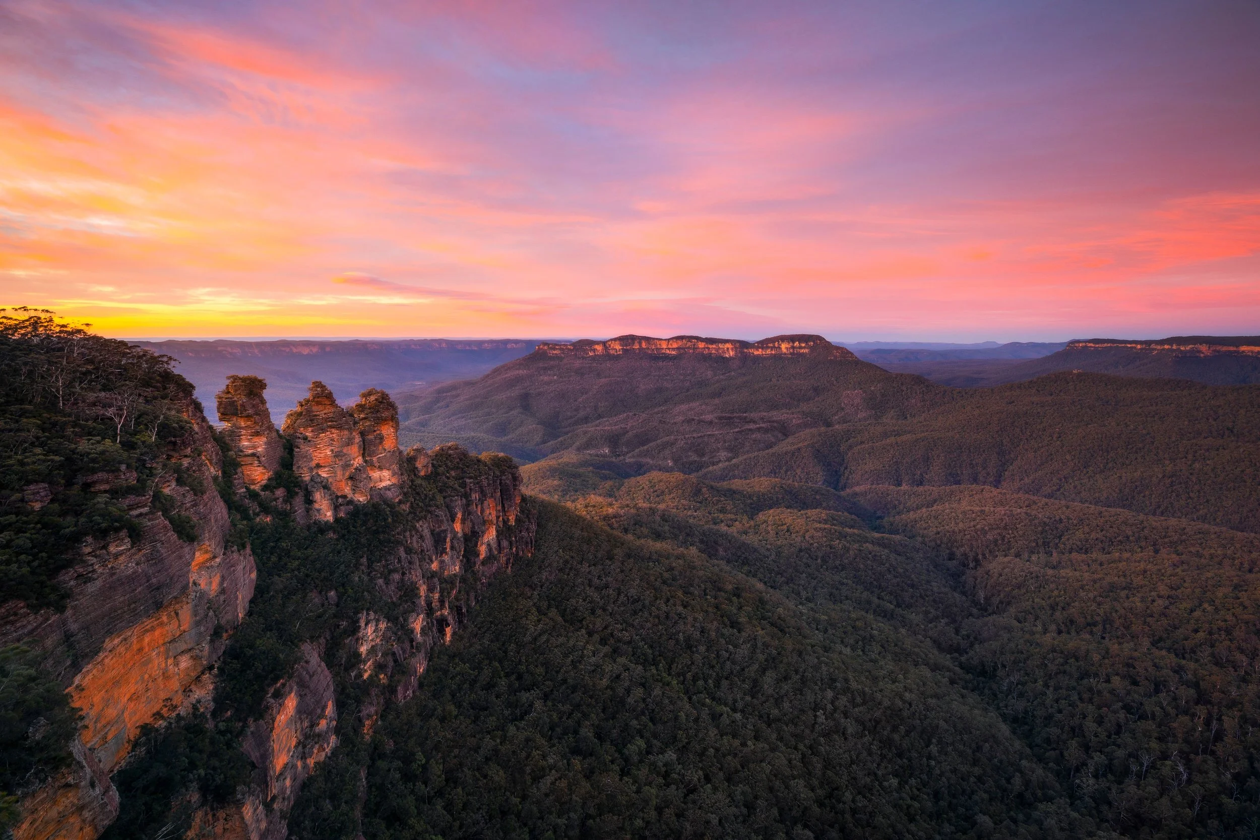 The three sisters at sunset, Blue Mountains
