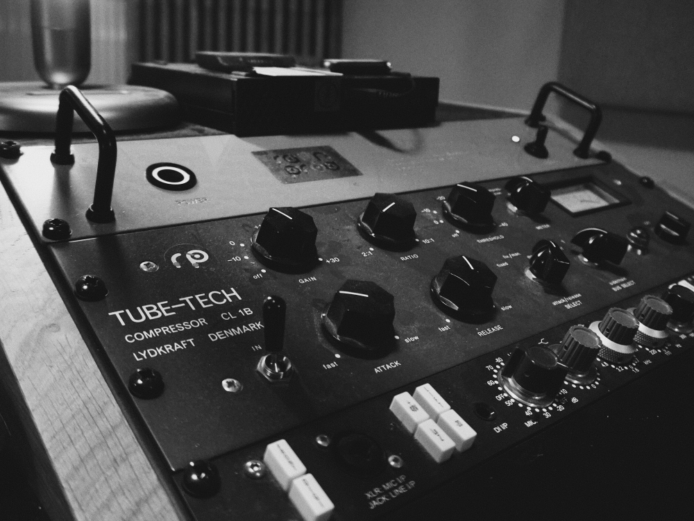 Qualität über Zeit: Warum die Uhr dein größter Feind im Tonstudio ist