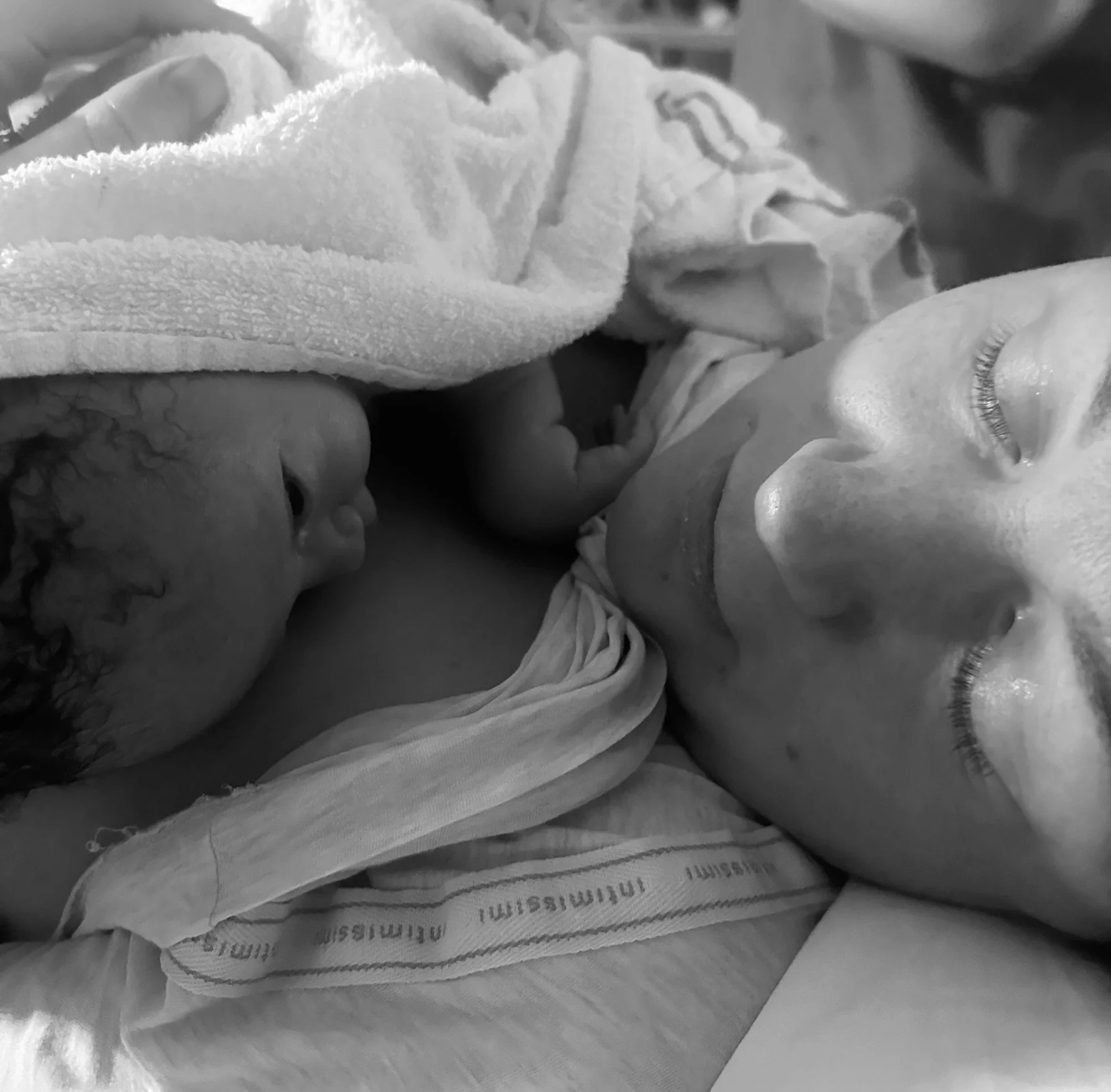 a newborn seeing his mum for the fist time