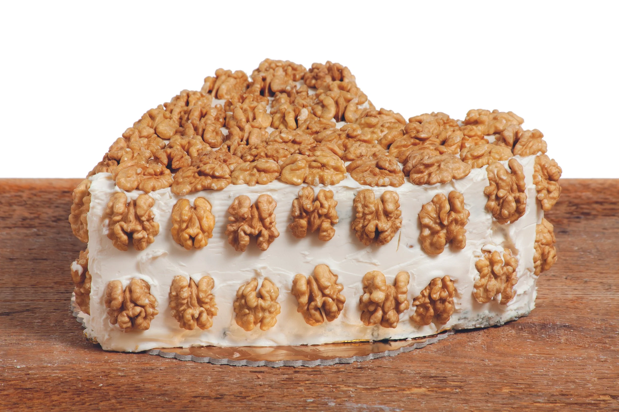 A hearth cake made of gorgonzola, mascarpone and walnut