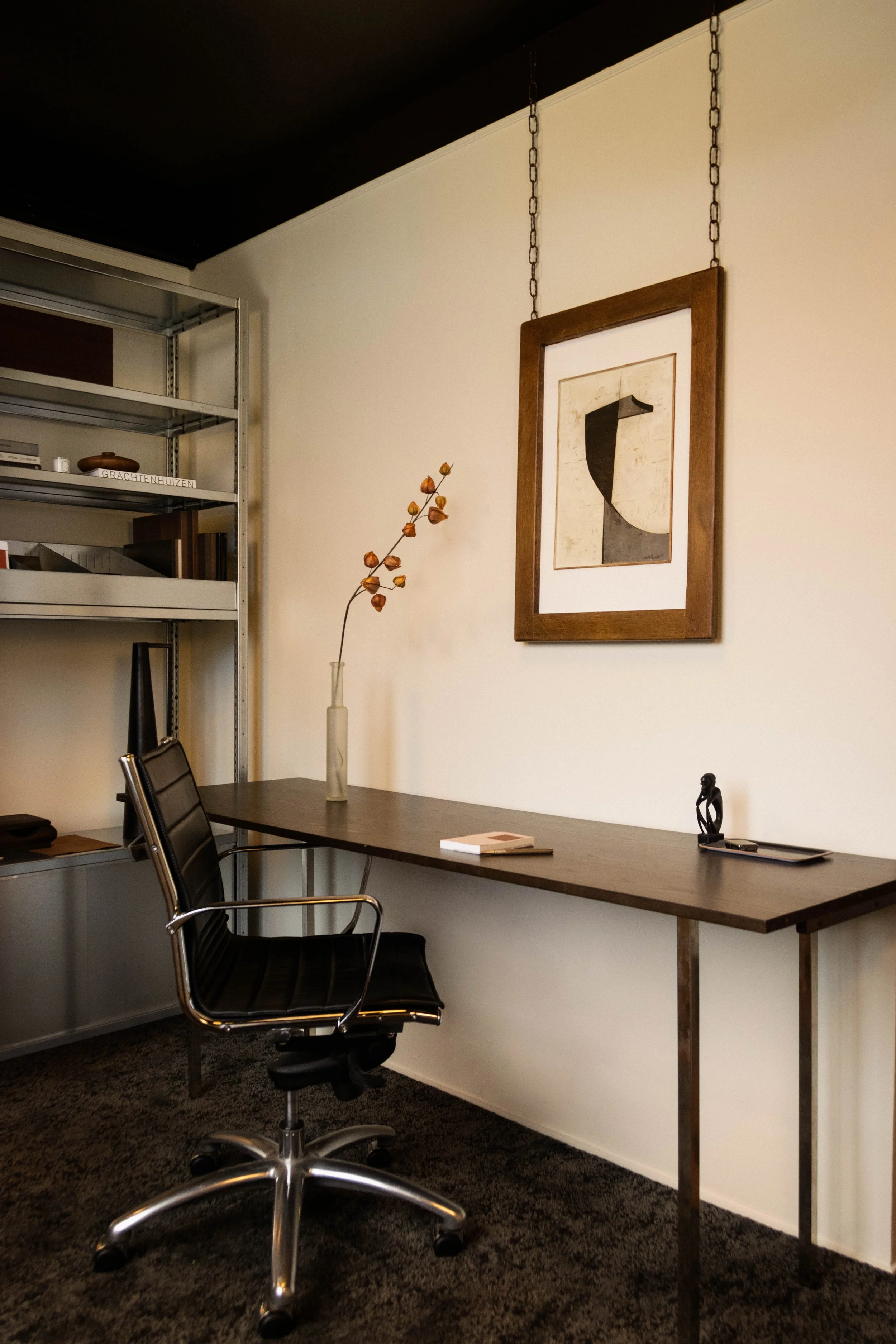 Custom-designed desk in the Reflections Office, an Amsterdam office interior by Studio Cér