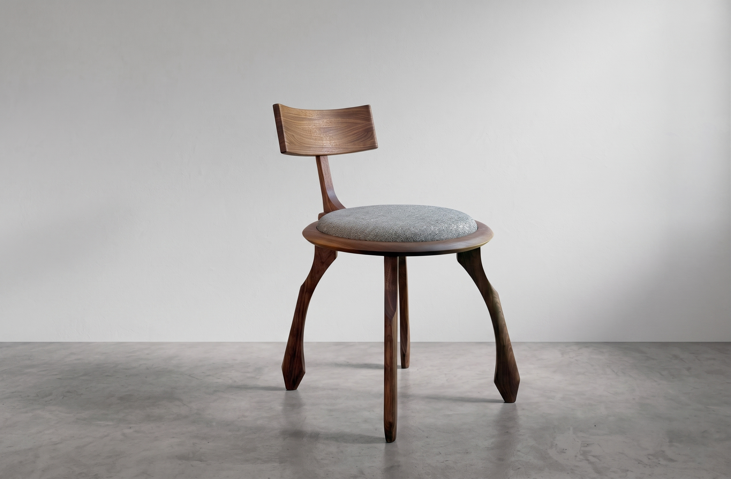 Sparrow Dining Chair