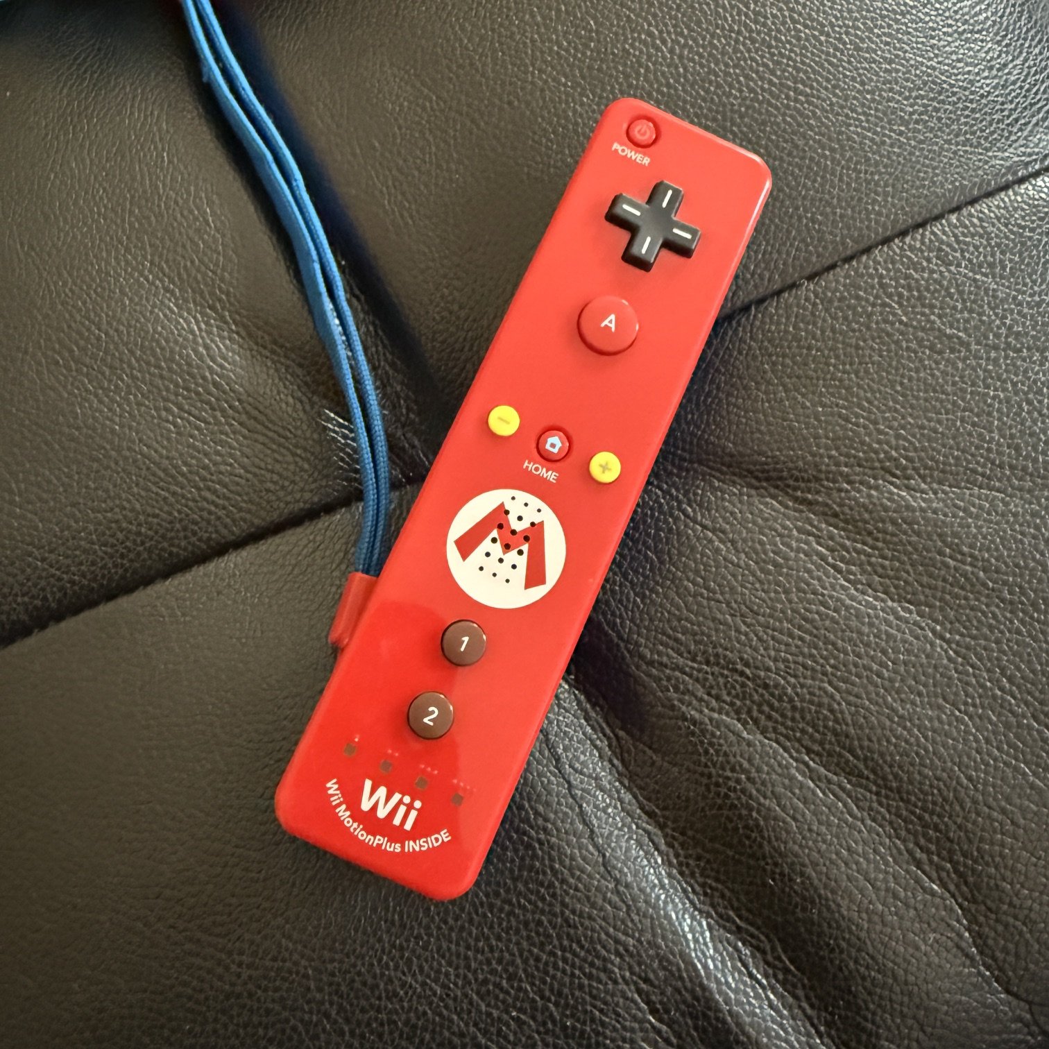 Official Wii / Wii U Plus Mario Remote (red)