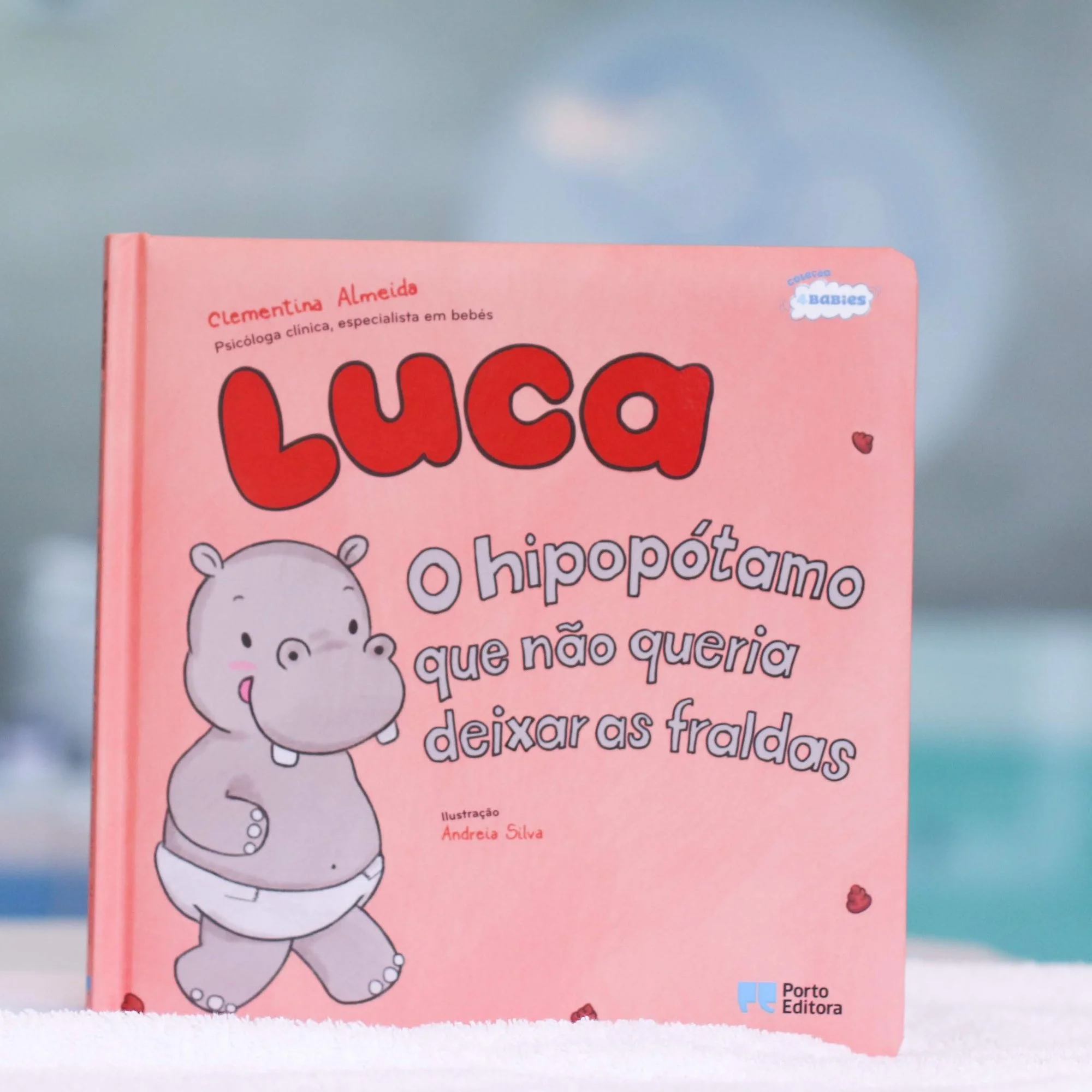 Livro Luca, o hipopótamo que não queria deixar as fraldas