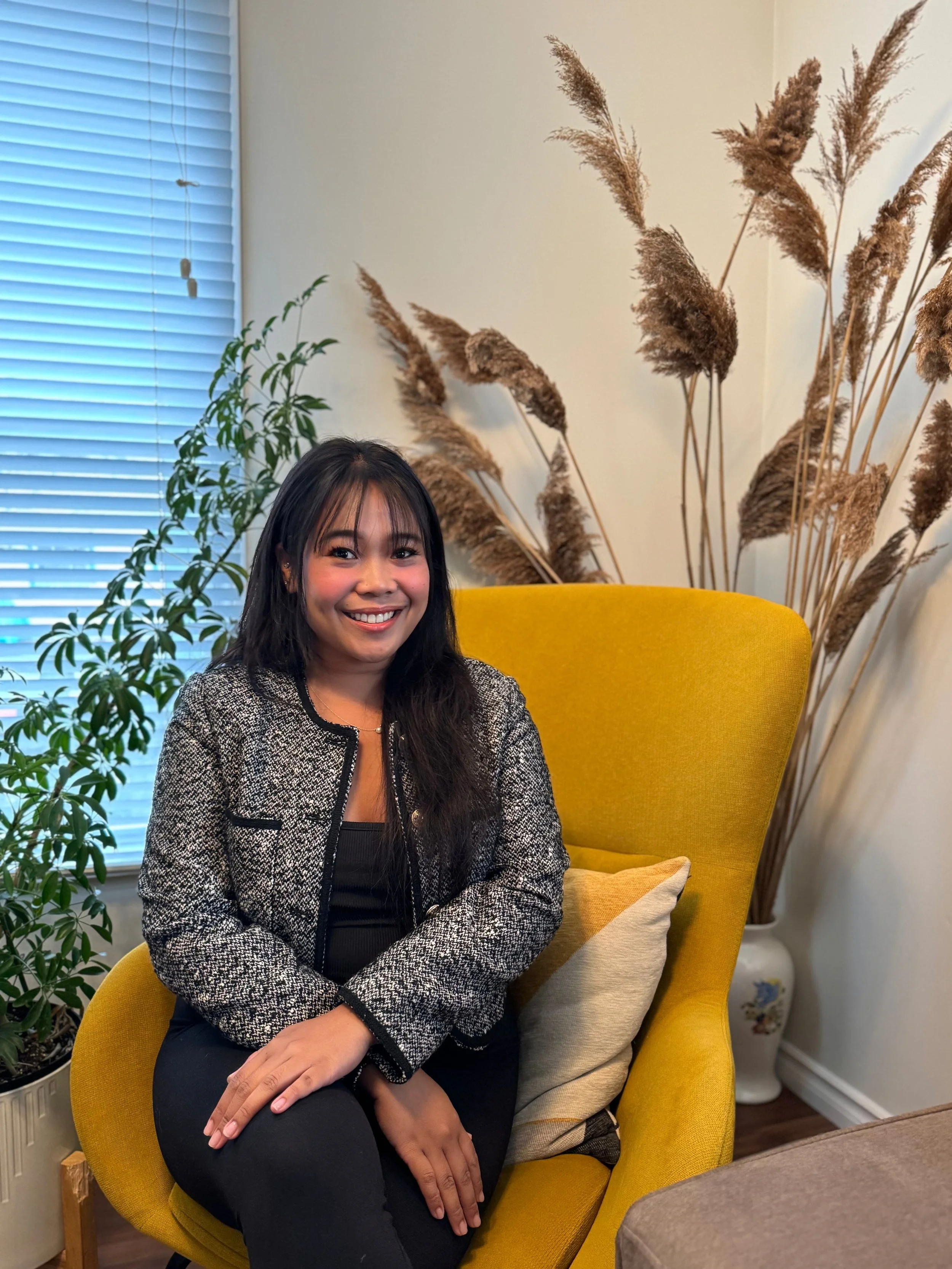 Filipina therapist in Toronto