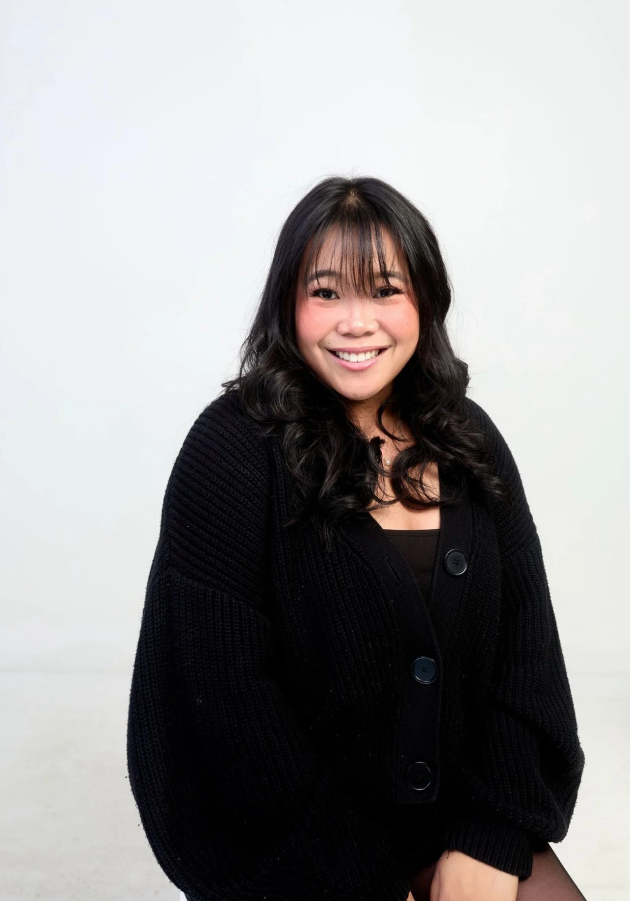 Tagalog-speaking BIPOC therapist providing virtual therapy in Ontario