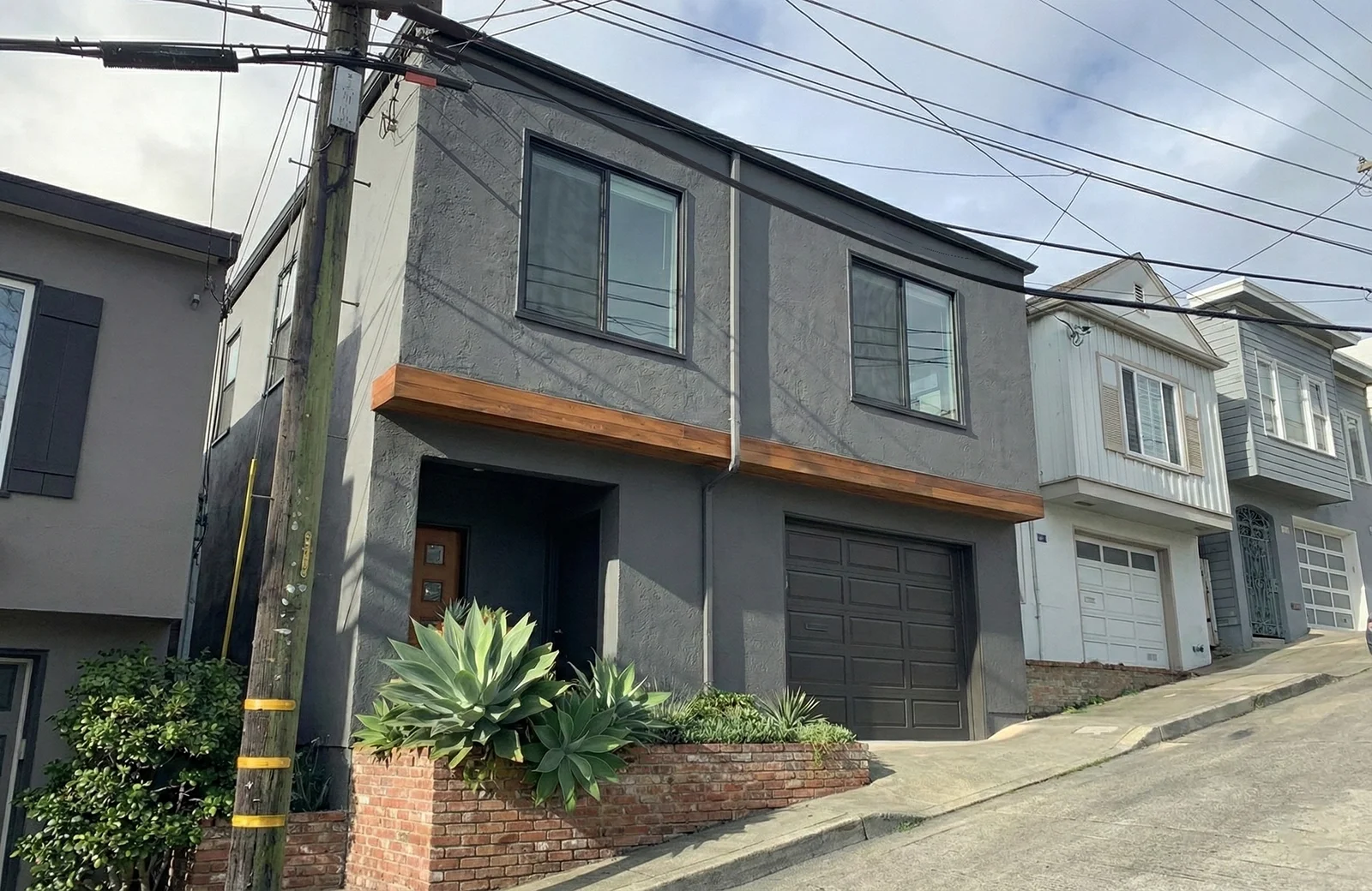 Jasdeep house elev (2).webp