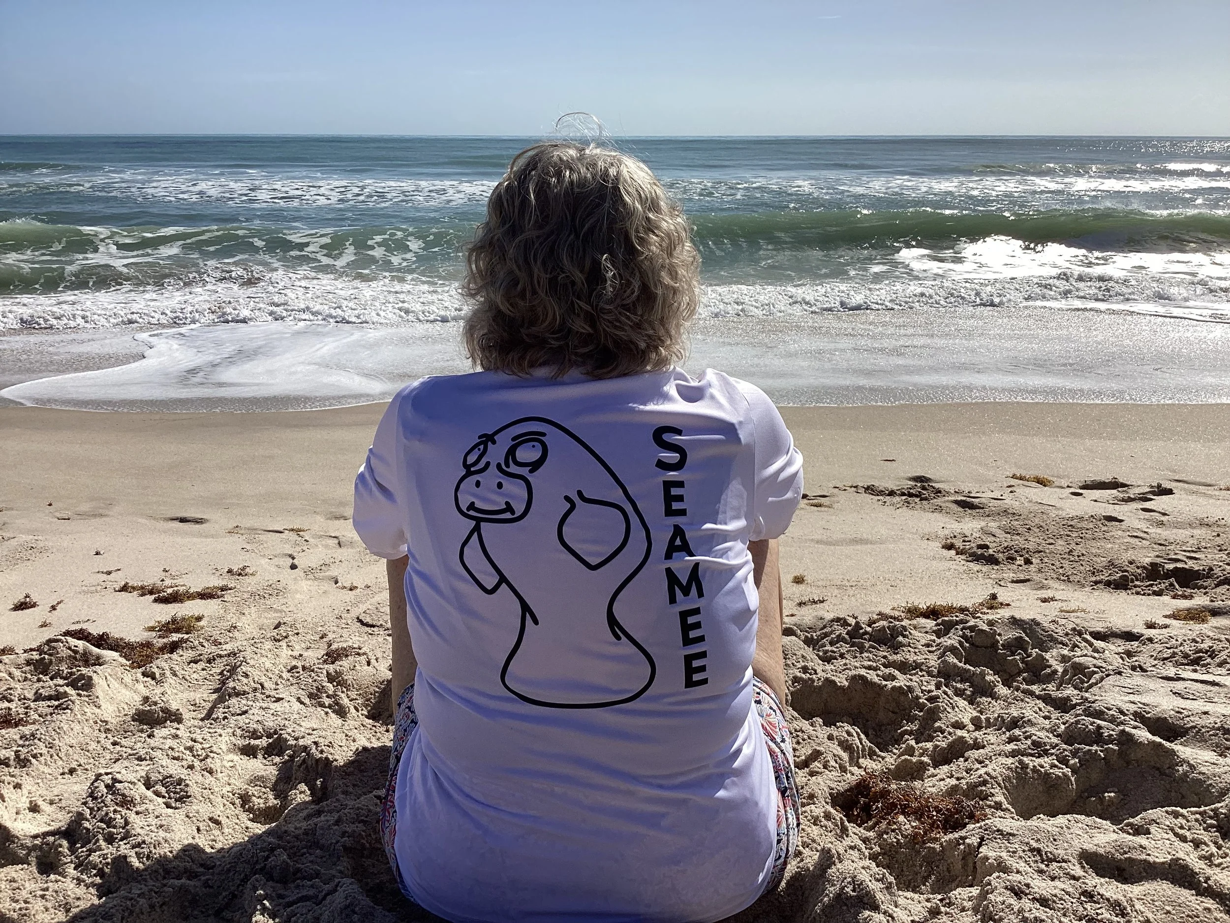 ADULT SPF LONG-SLEEVE "SEAMEE" LOGO.