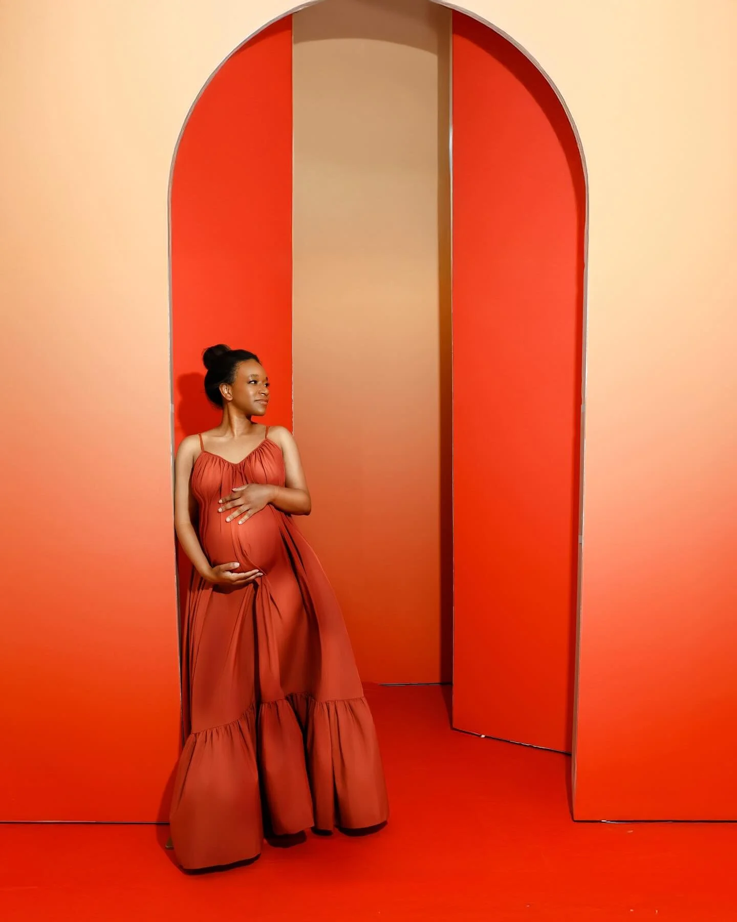 Join Esther Kay at @btshutter  on April 10th and learn how to  Create Luxury Set Designs Clients Can&rsquo;t Ignore

New Sunset Collection by @babydreambackdrops In Collaboration With @estherkayphotography 

Favorite Gear
Camera @canonusa 
Set @babyd