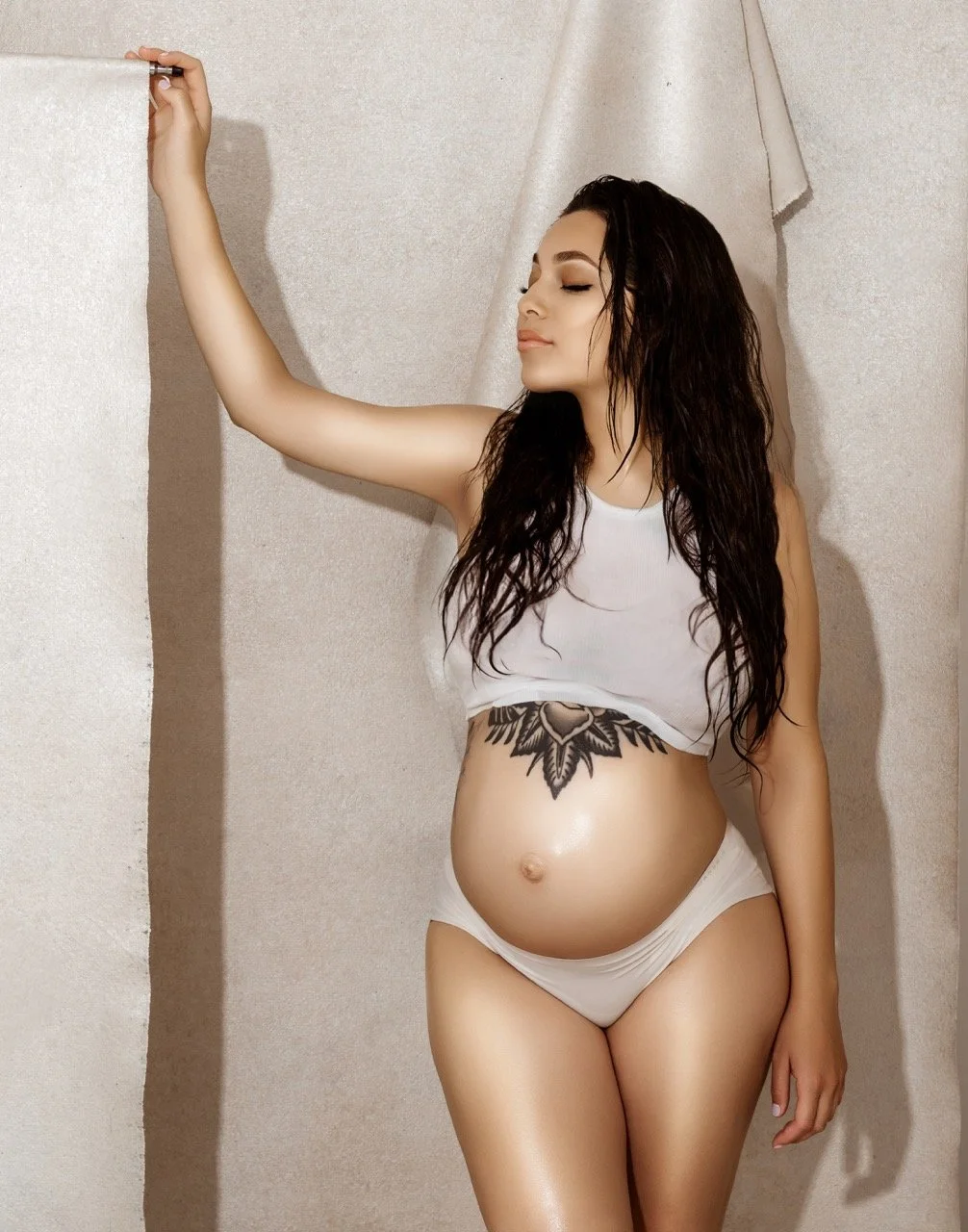 Maternity Photography by Esther Kay_40.jpeg