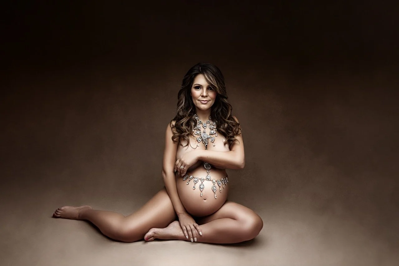 Maternity Photography by Esther Kay_201.jpeg