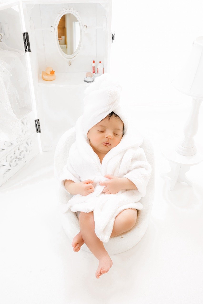 Newborn Photography by Esther Kay_25.jpeg