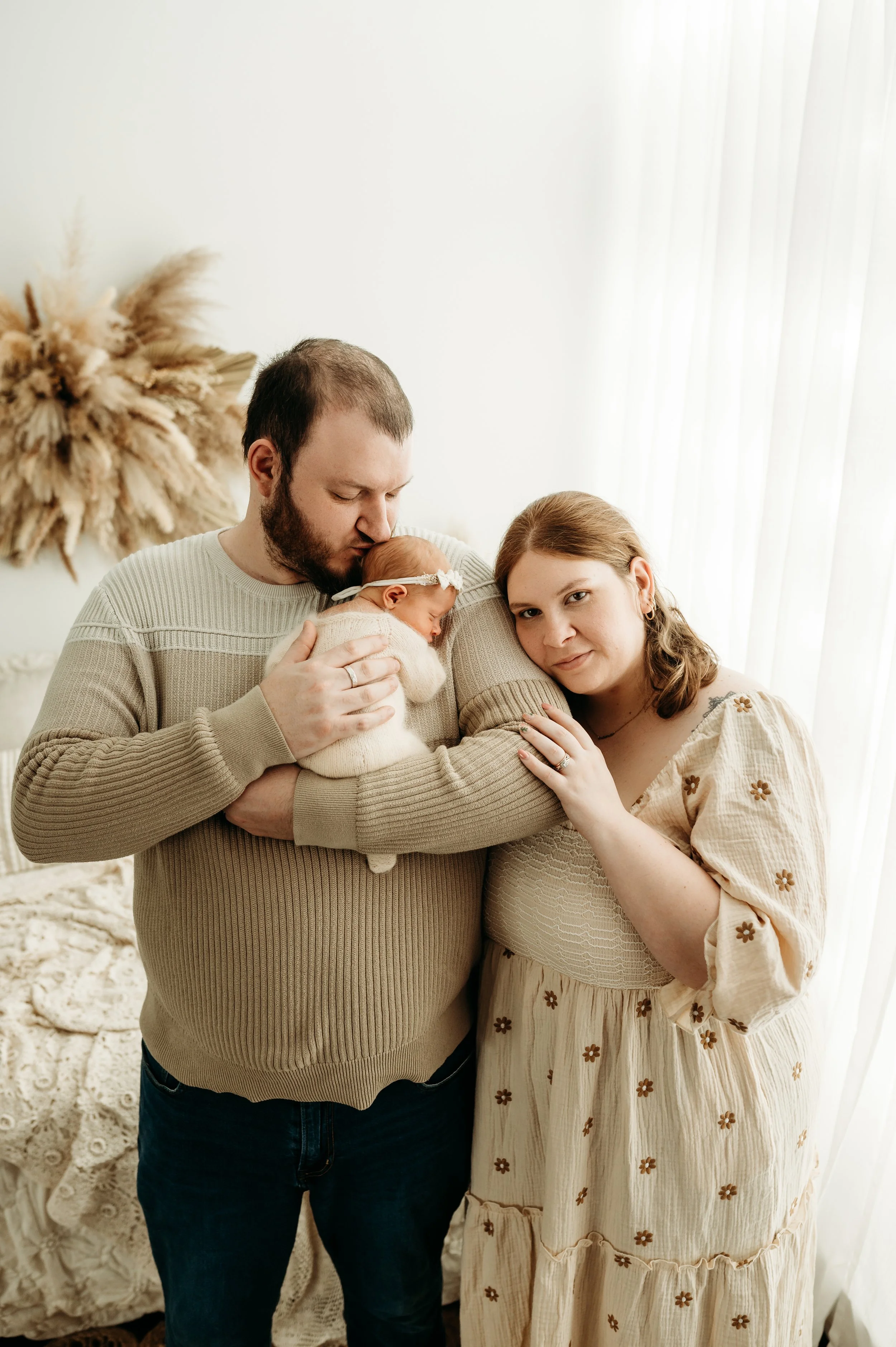 Nashville, TN newborn family session based in Ashland City, TN