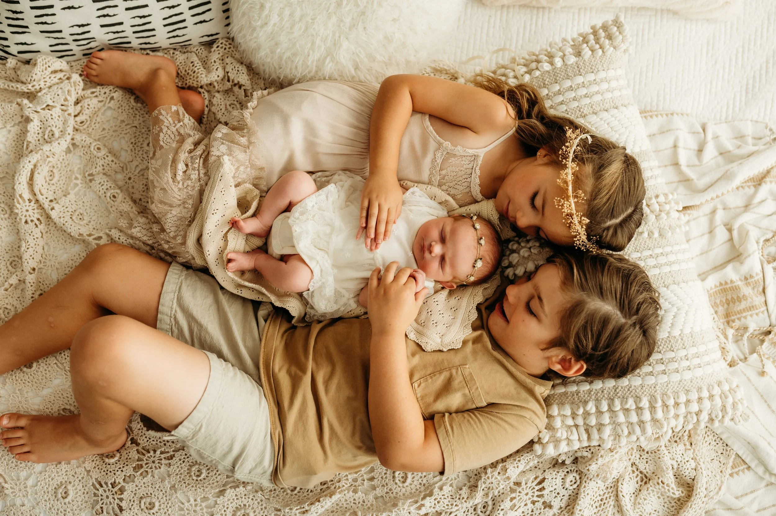 lifestyle studio newborn session in Pleasant View, TN near Nashville
