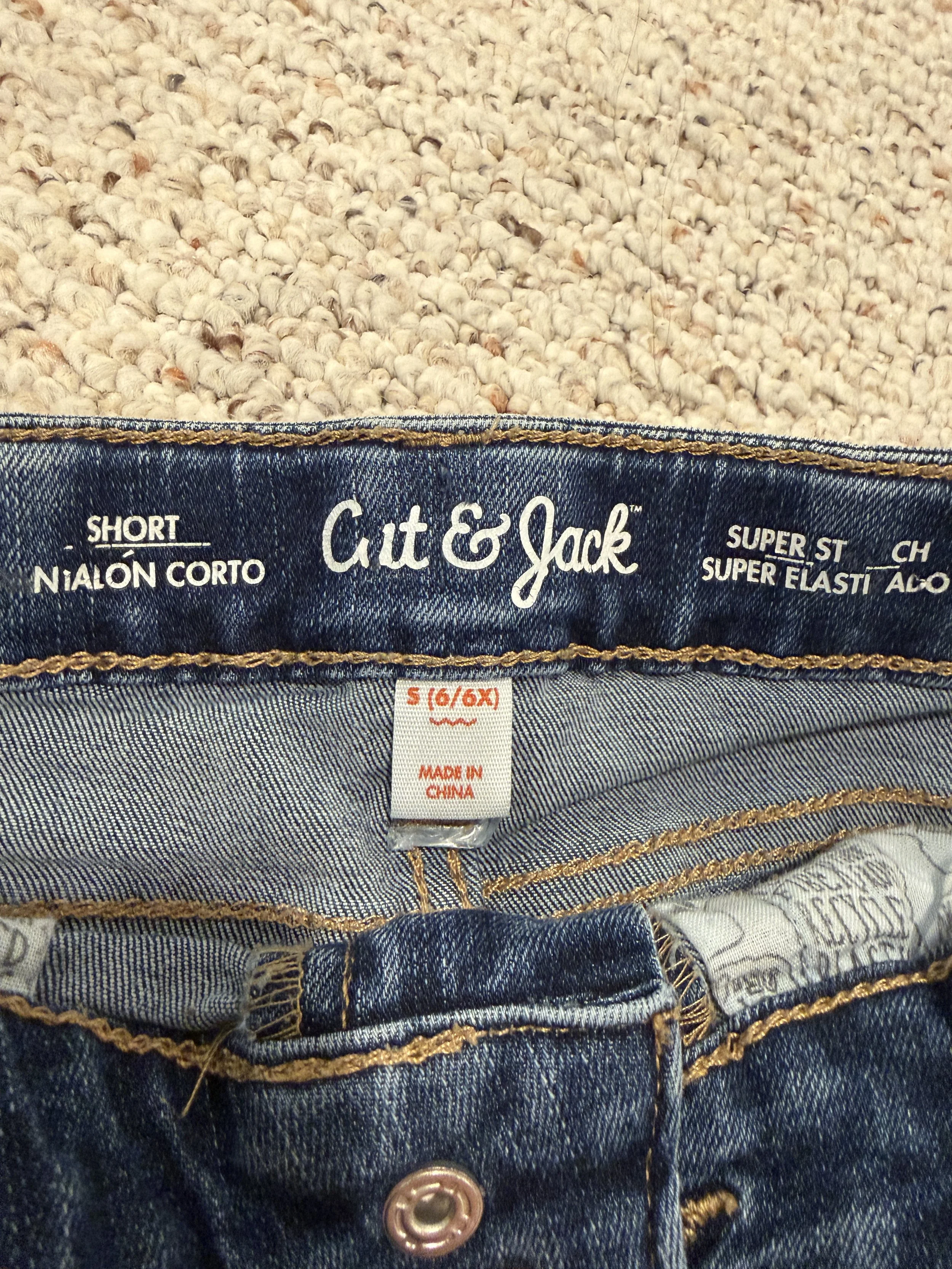 Cat & Jack Size 6 Rainbow 2.JPG