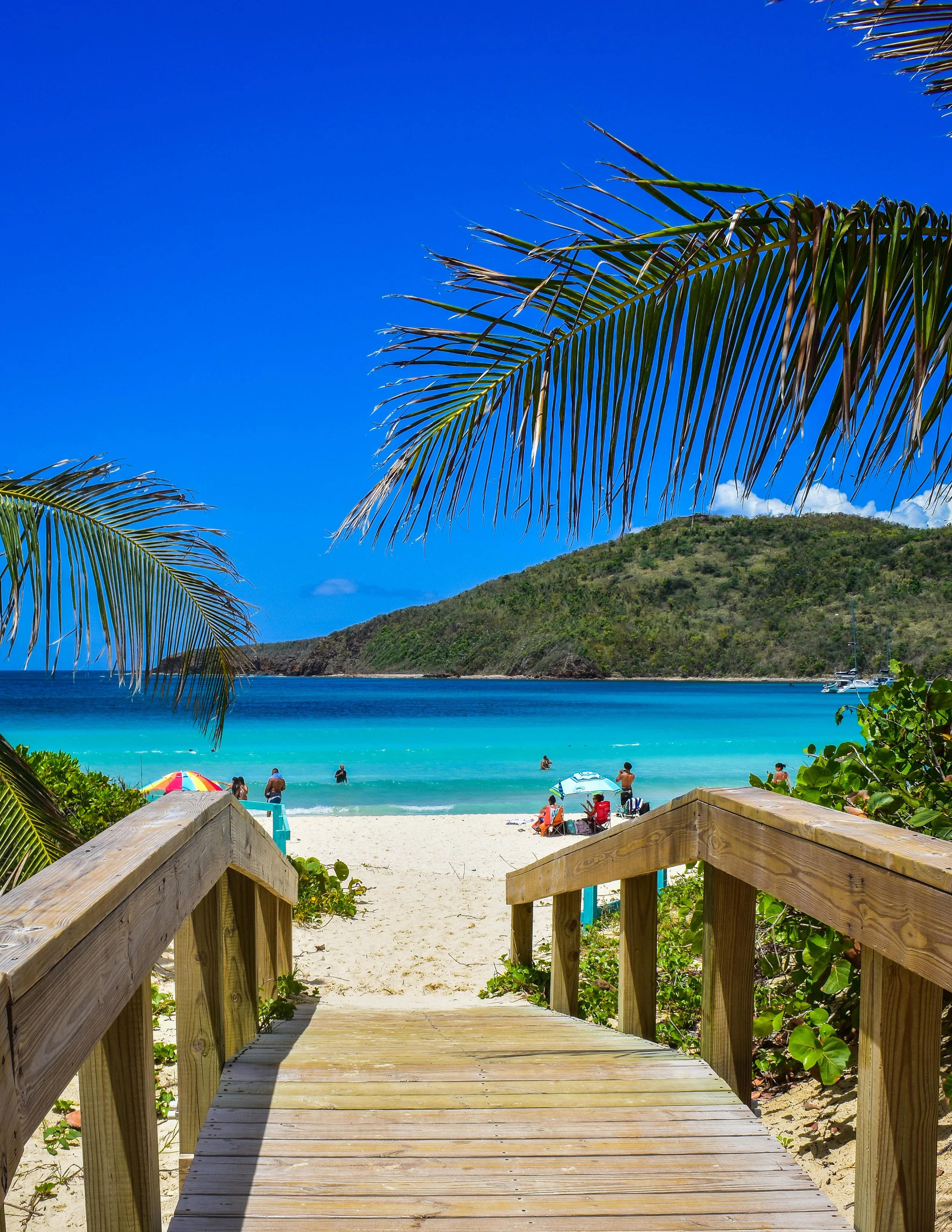 Playa Flamenco Entrance