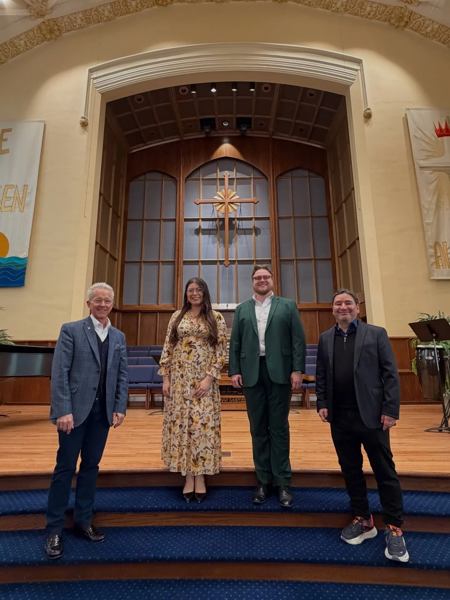 I am so grateful to @heartlandsings an amazing arts organization in Fort Wayne Indiana. Artist run and led, with excellent musicianship, and deep roots in their community. I had the privilege to be invited to hear the super talented @alesandoval.mont