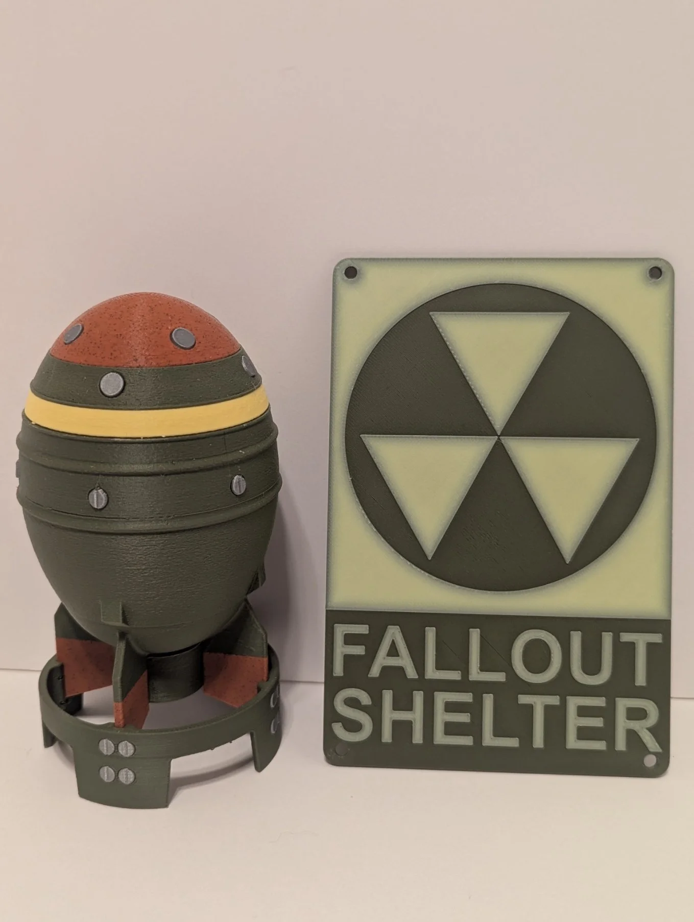 Mini Mini w sign.jpg