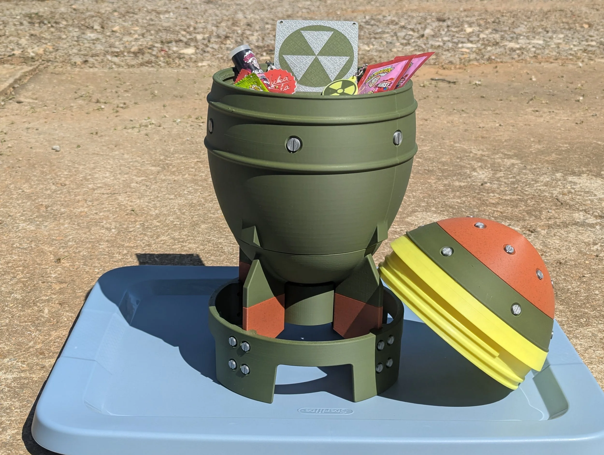 Mega Nuke (2).jpg
