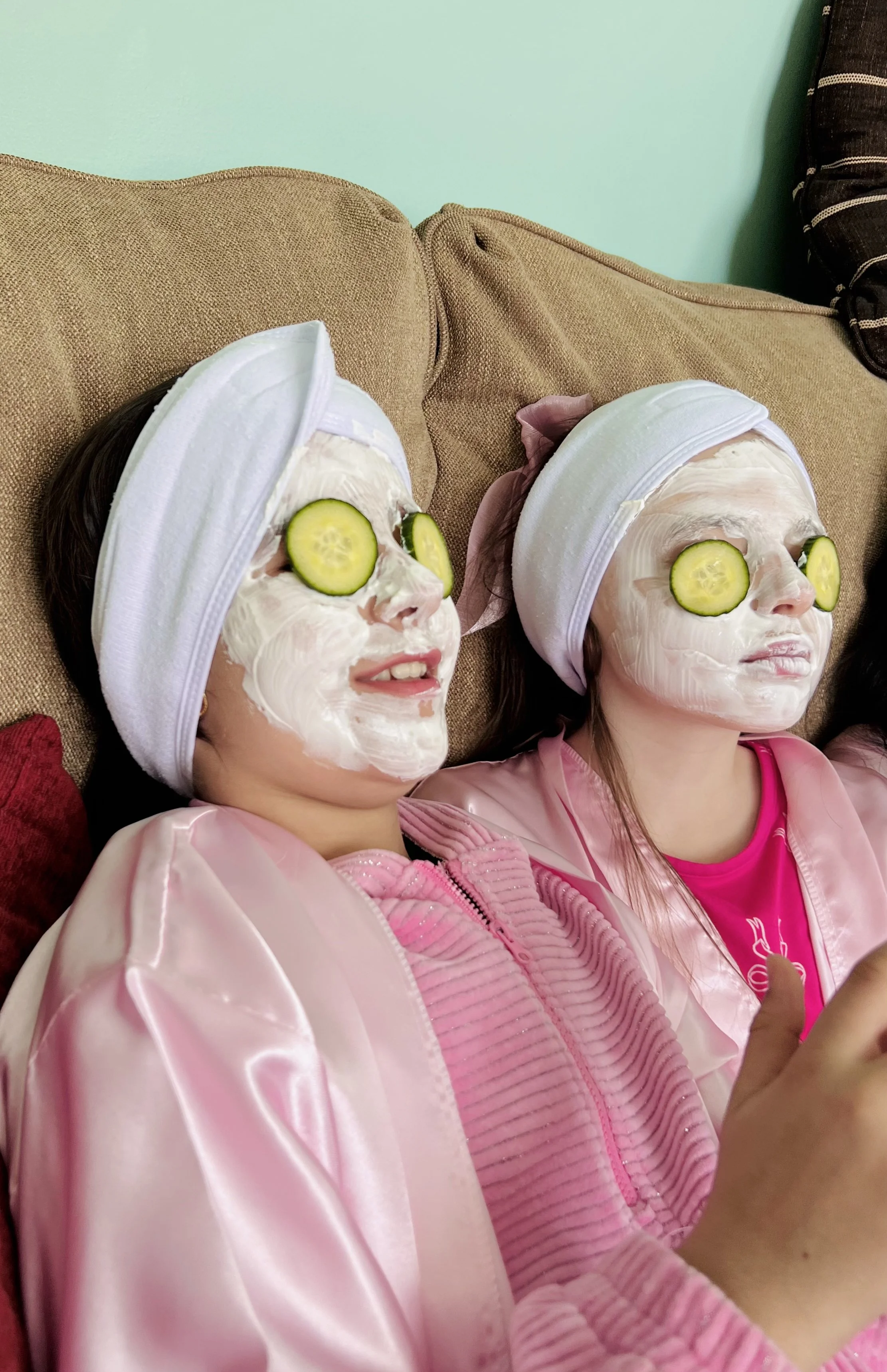 <img src="spa-party.jpg" alt="Kids spa birthday party by Cutecumber Spa Parties in South Carolina">