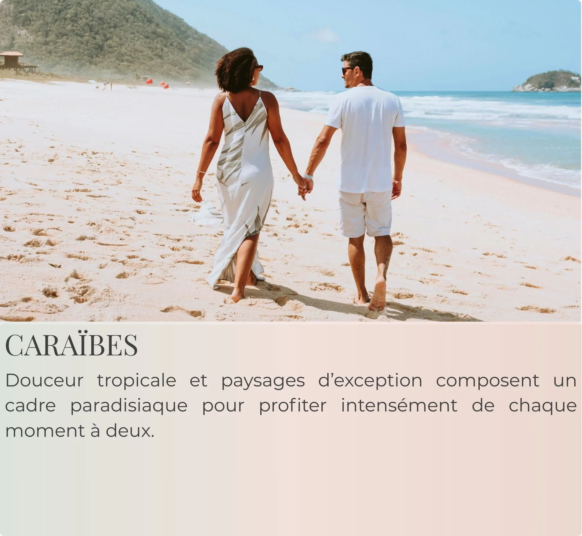Voyage en couple aux Caraïbes sur une plage paradisiaque, idéal pour une lune de miel sur mesure