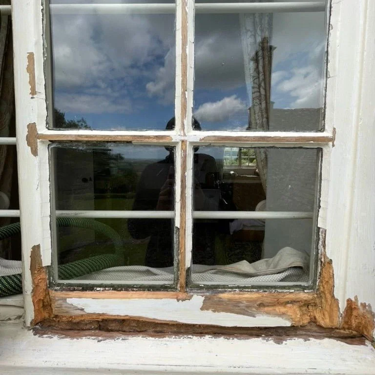 We had the pleasure of carrying out a restoration on these original timber windows, bringing them back to their original charm!

The project involved repairing areas of deterioration, replacing damaged timber, refining the profiles, and applying a hi
