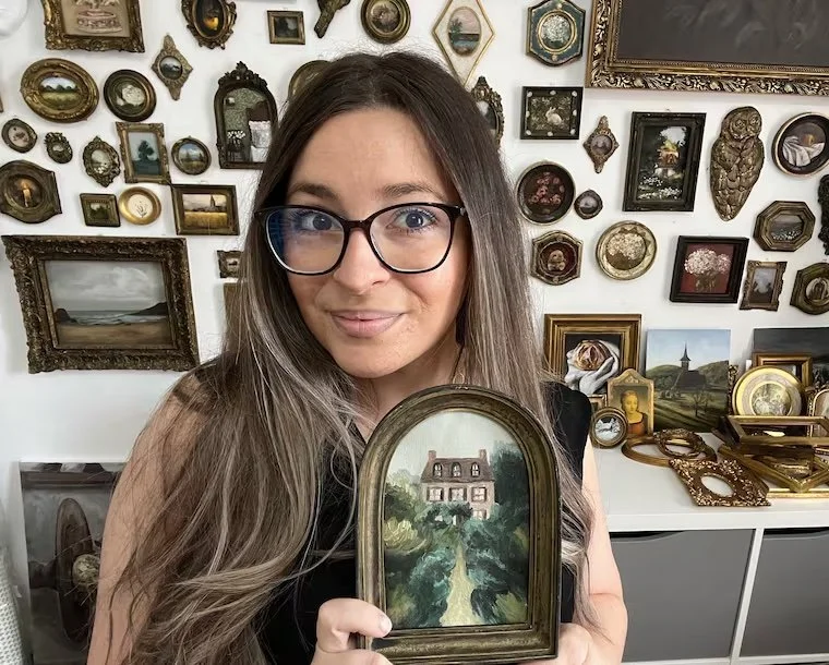 Picture of Ruxandra Maille, the phenomenal artist behind the illustrations of When Reindeer Appear: Jingle's Story.