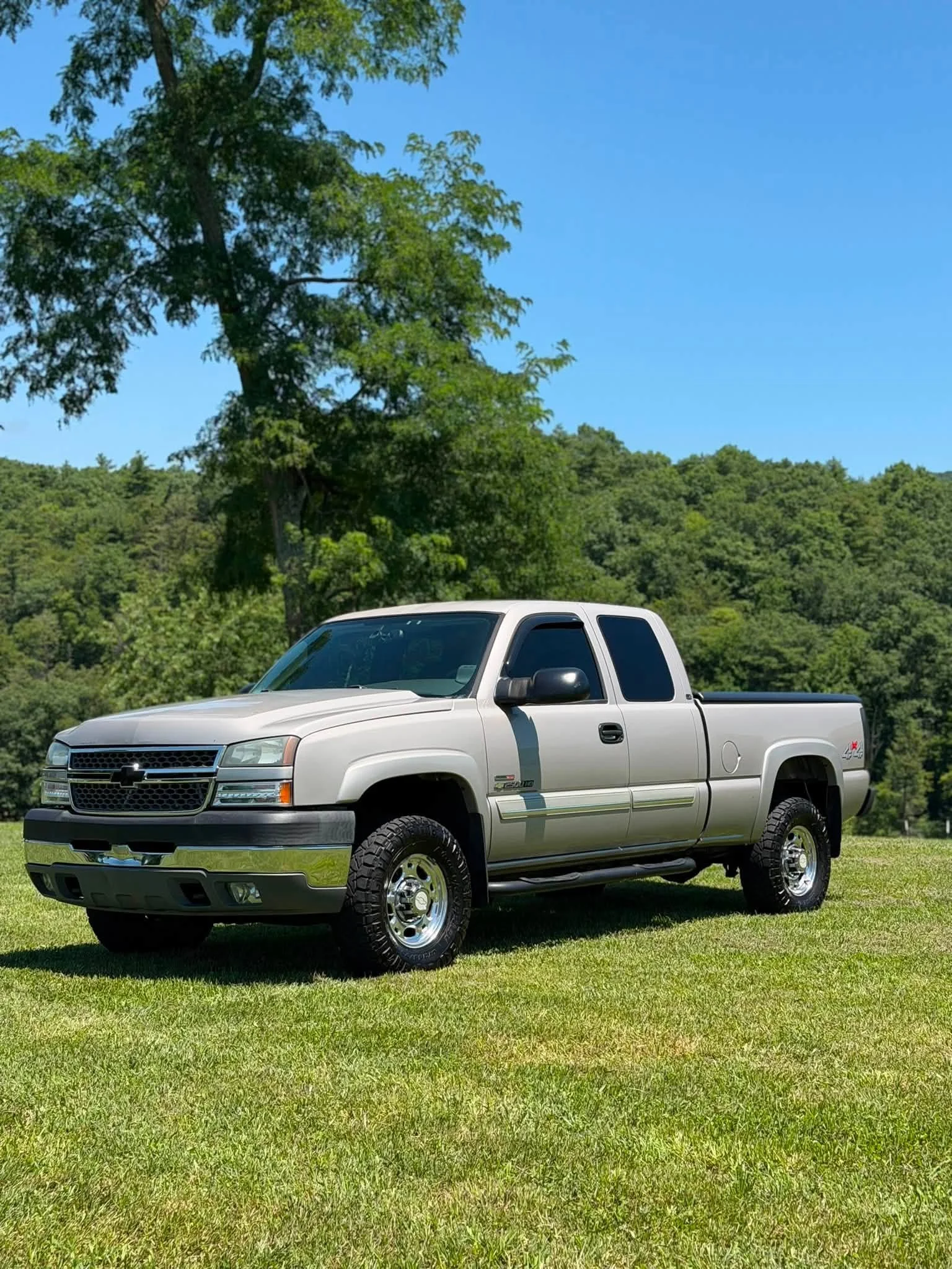 2005 Chevrolet Silverado 2500 LS