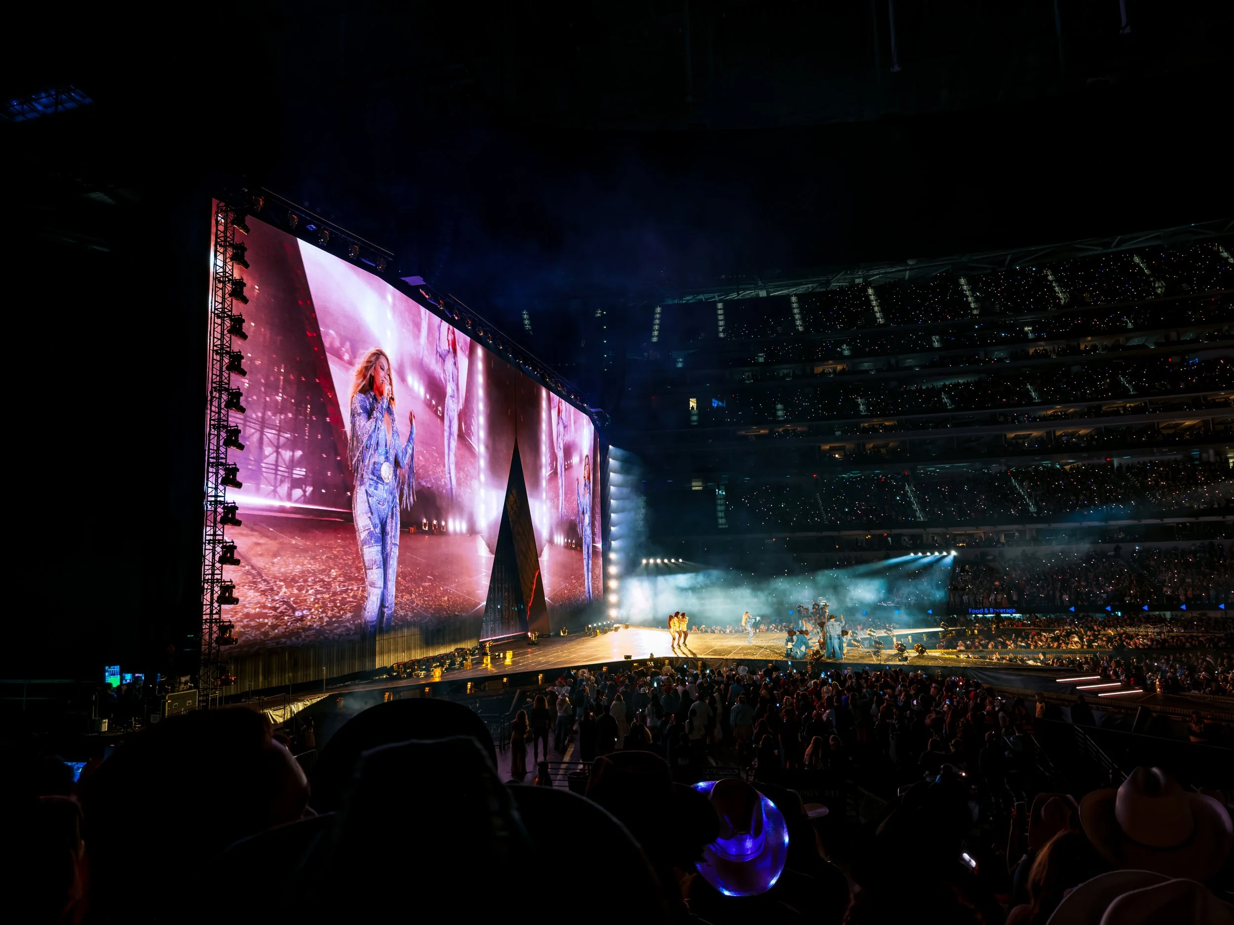 BeyonceCCTour_5-01-25_danielsimsjr-15.jpg