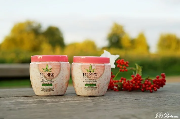 Hempz Pink Pomelo and Himalayan Sea Salt Body Scrub 7.JPG