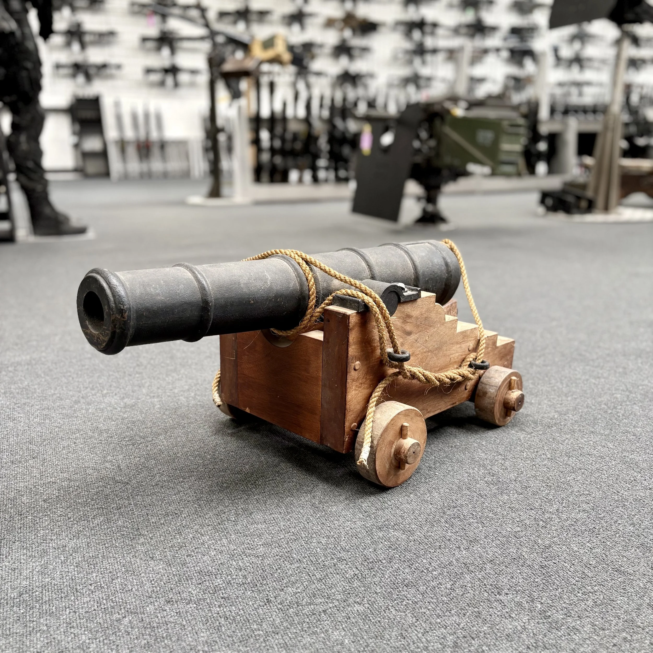 31"  Reproduction British Naval Cannon 2" Bore