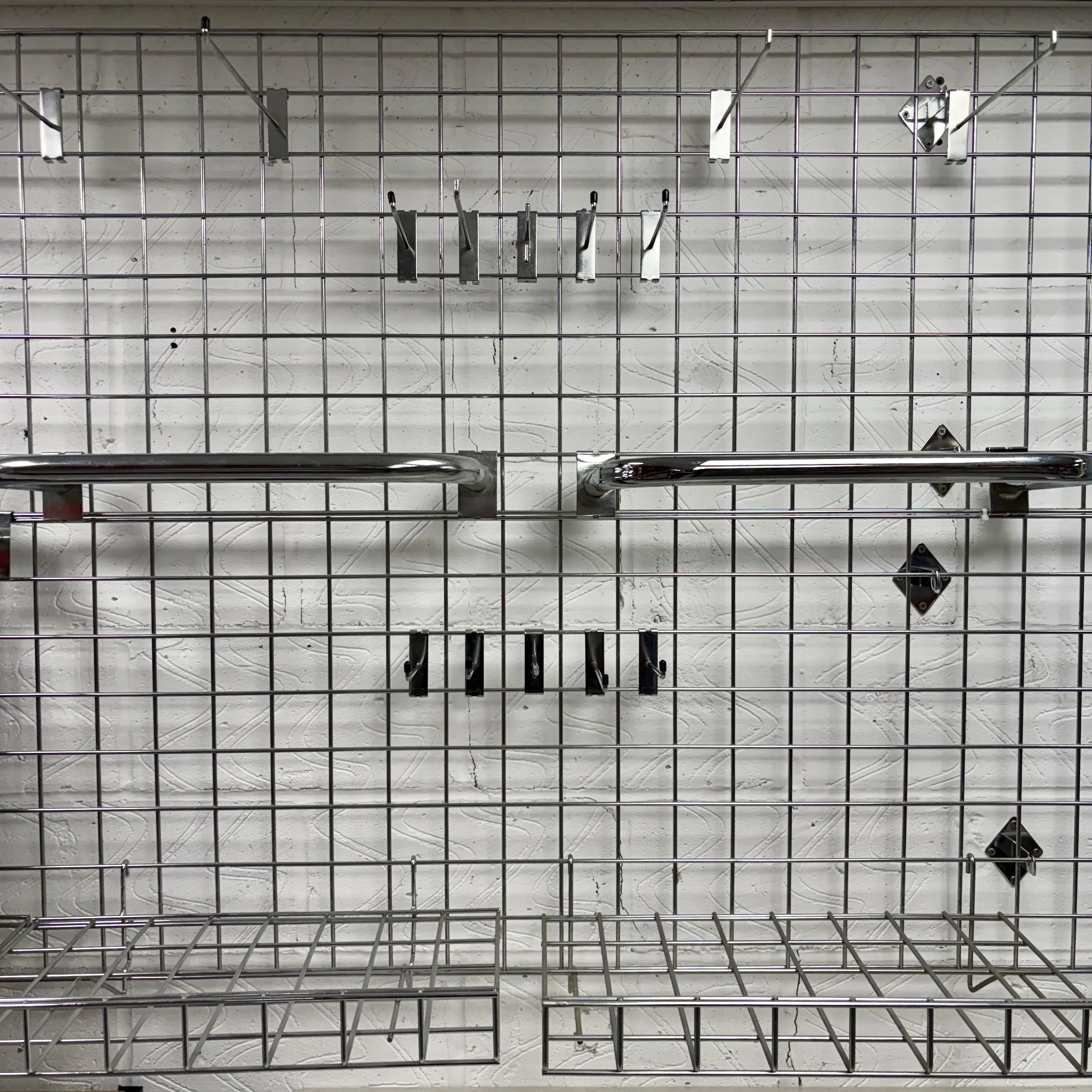 Mesh Racking and Hangers