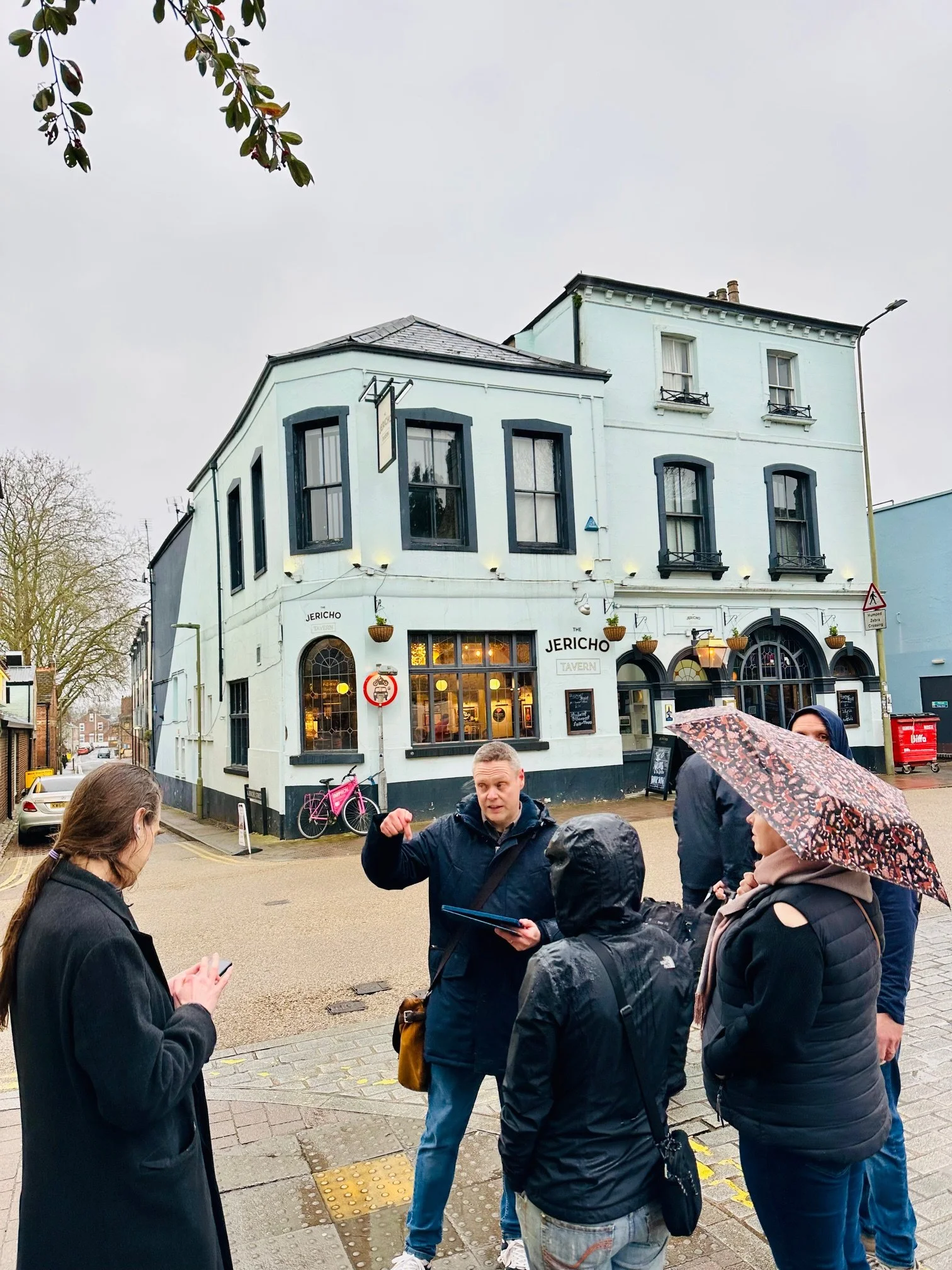 Rob guiding a group outside the Jericho Tavern