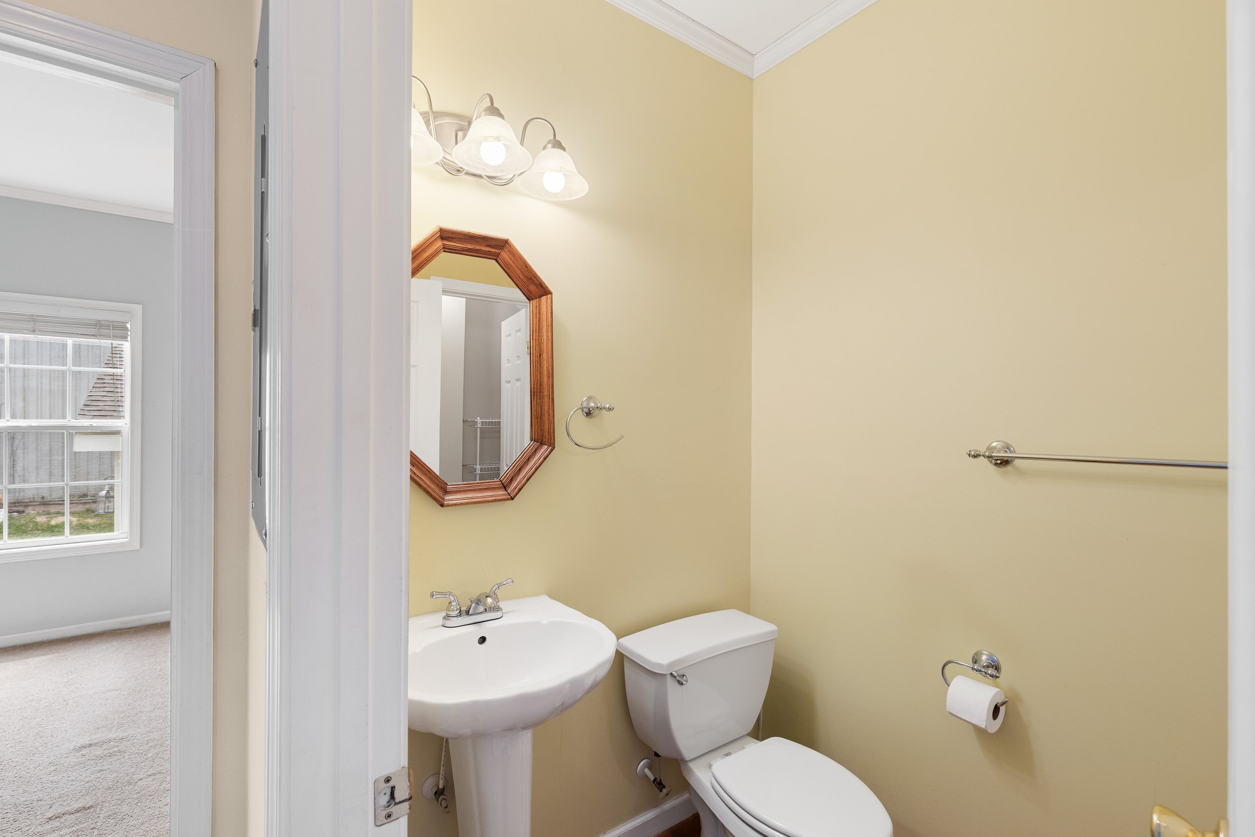 1003 9th St-12.jpg
