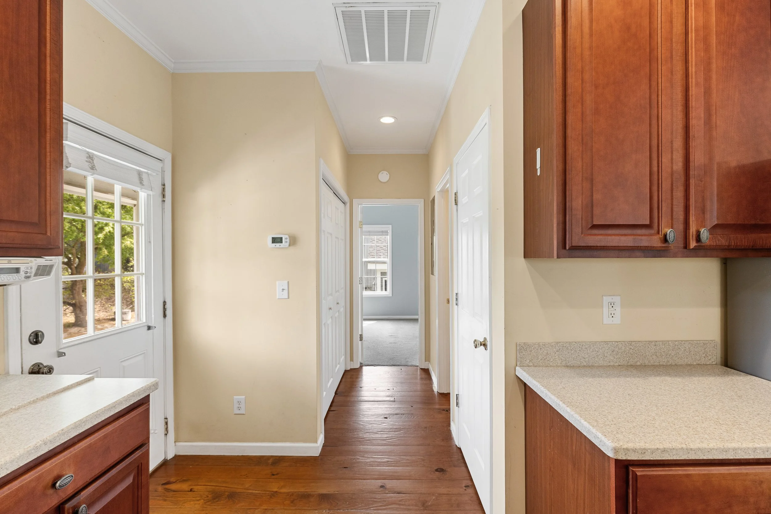1003 9th St-10.jpg