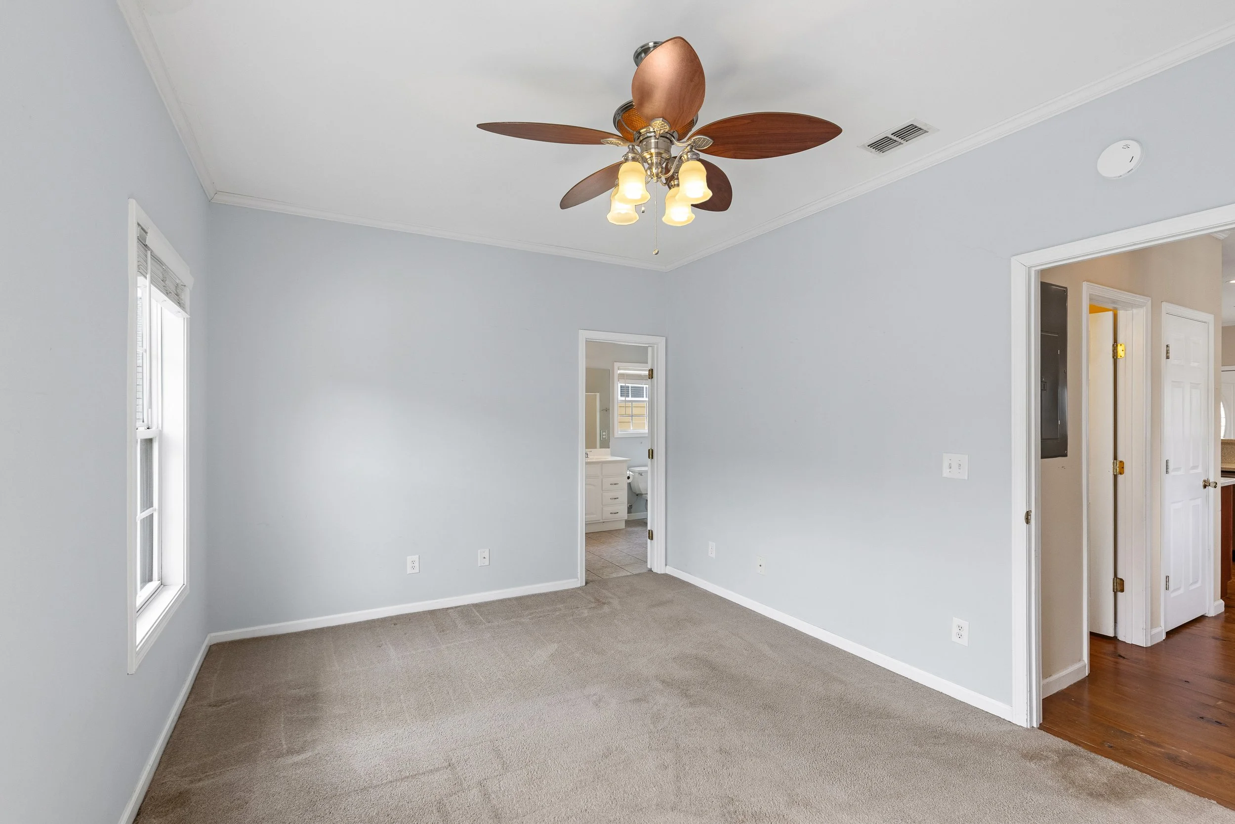 1003 9th St-13.jpg