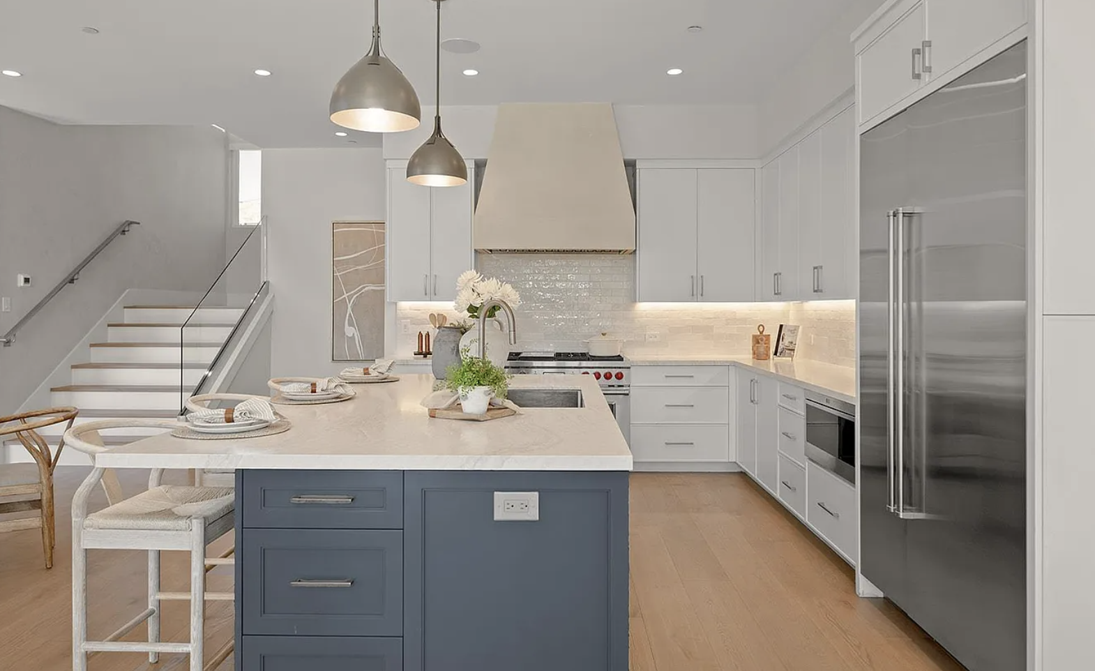 11-lucas-ranch-lafayette-luxury-kitchen-home-staging.png