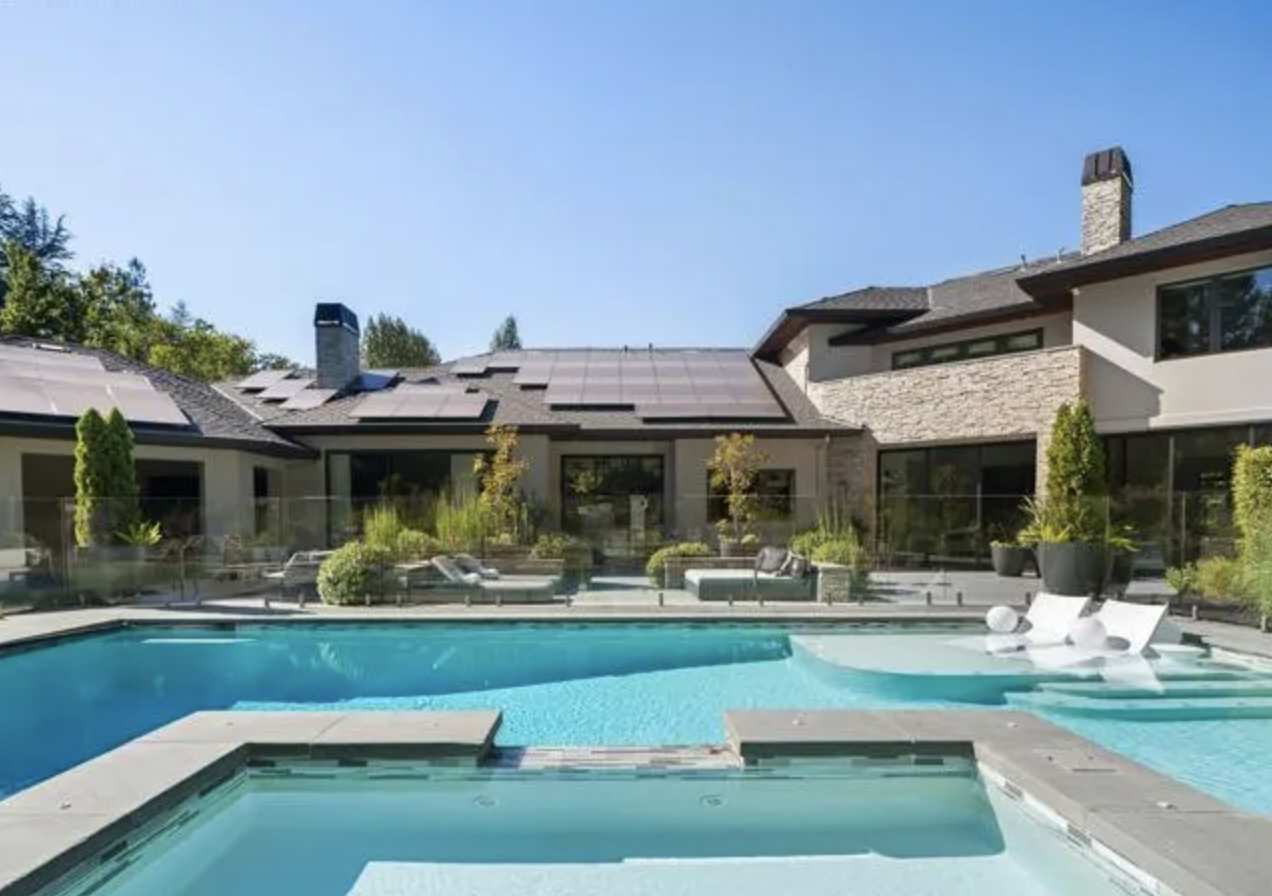 80-lark-place-alamo-backyard-pool-home-staging.png