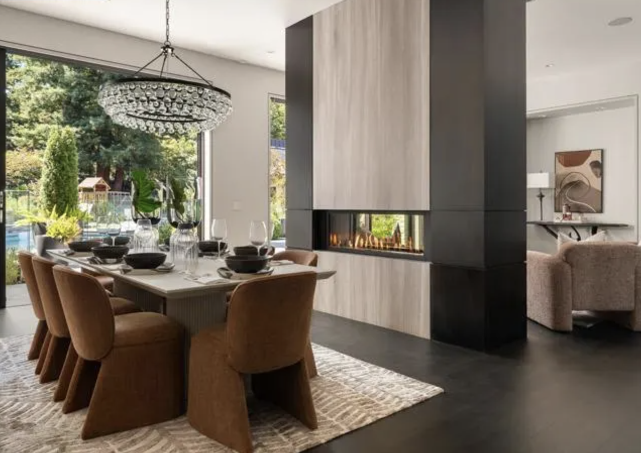 80-lark-place-alamo-dining-room-home-staging.png