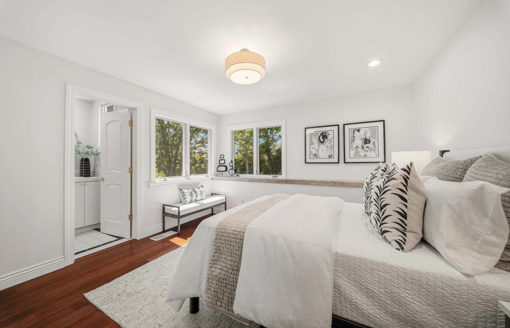554-oakshire-alamo-bedroom-suite-home-staging.png