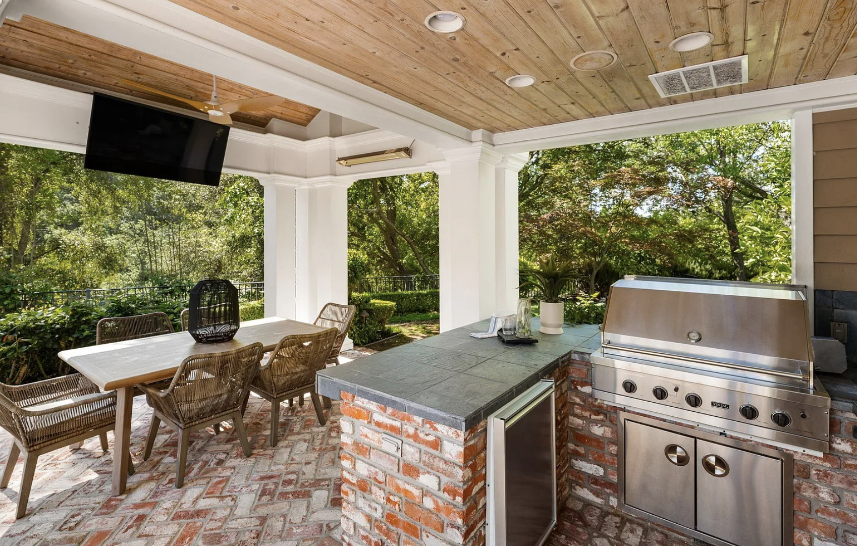 295-barrington-lane-alamo-covered-patio.png