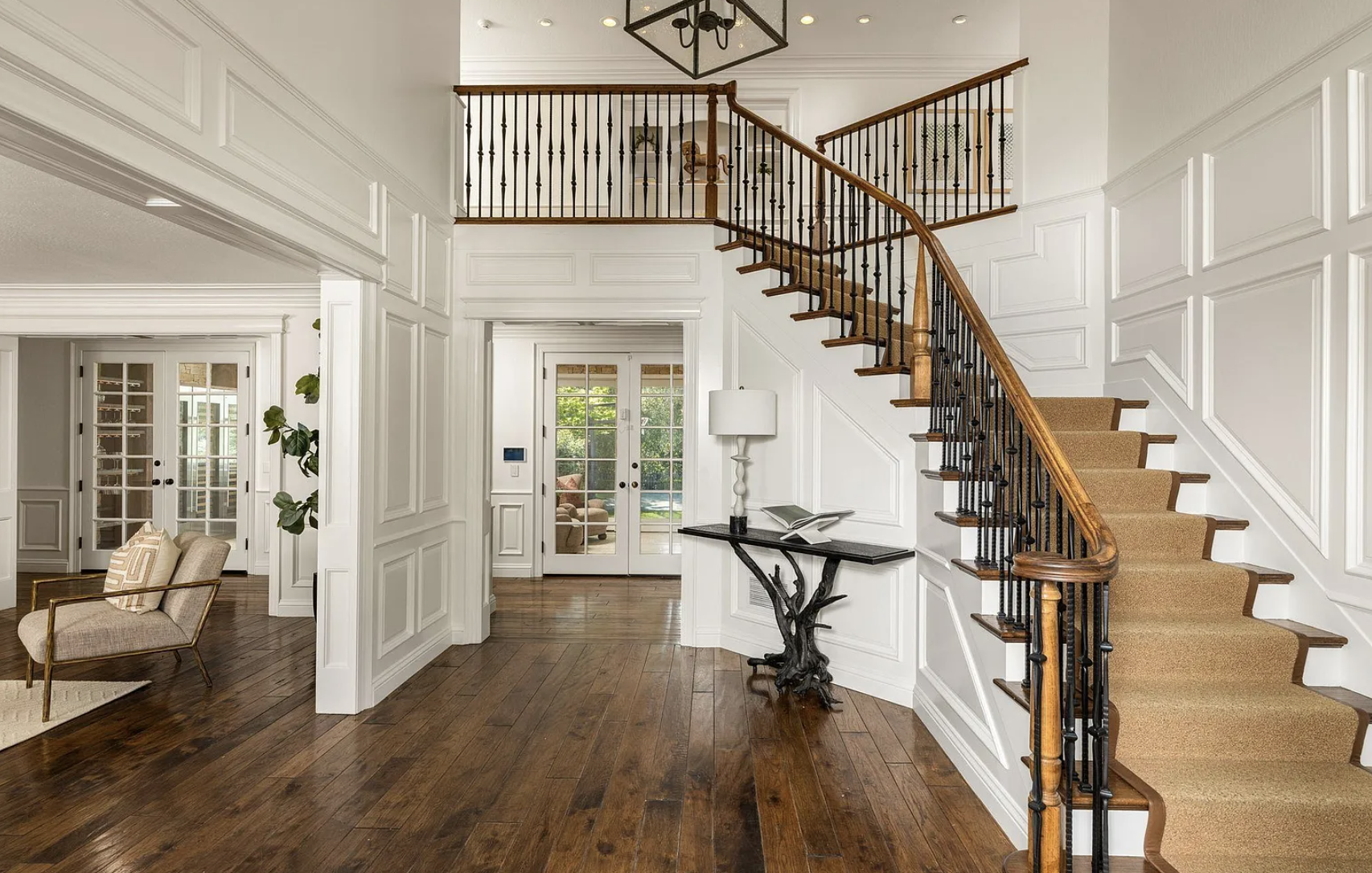 295-barrington-lane-alamo-grand-foyer-home-staging.png