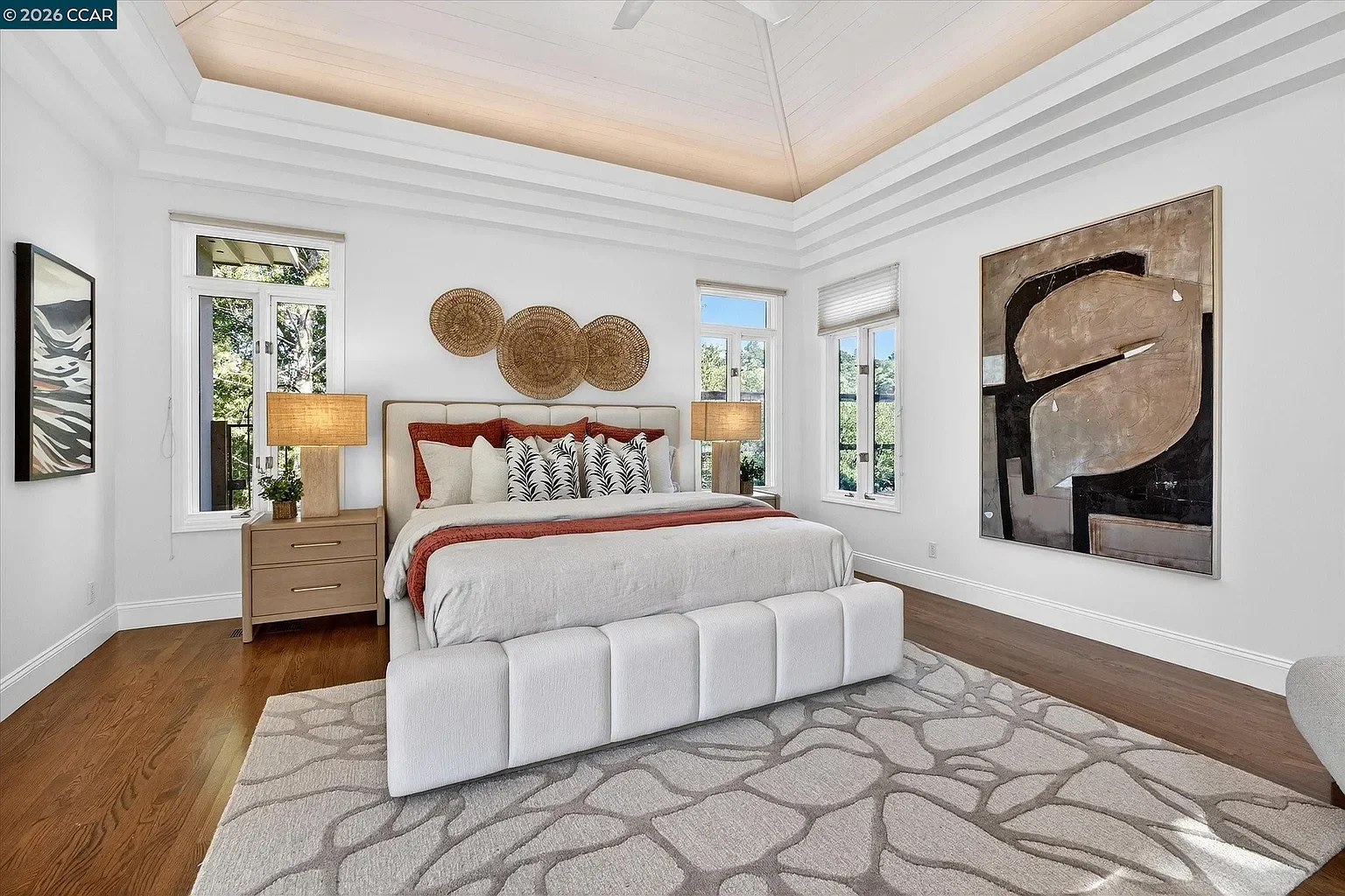 1-gardiner-court-orinda-primary-suite.webp